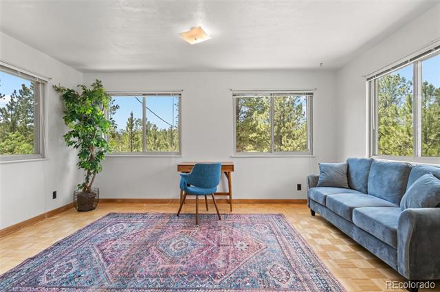 561 Quartz Circle