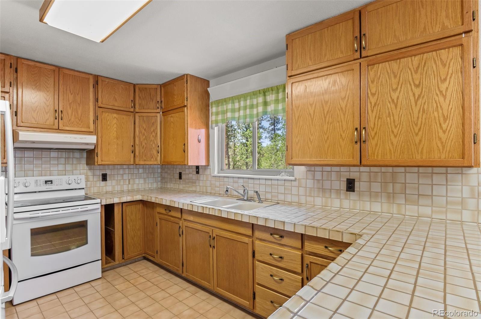 561 Quartz Circle