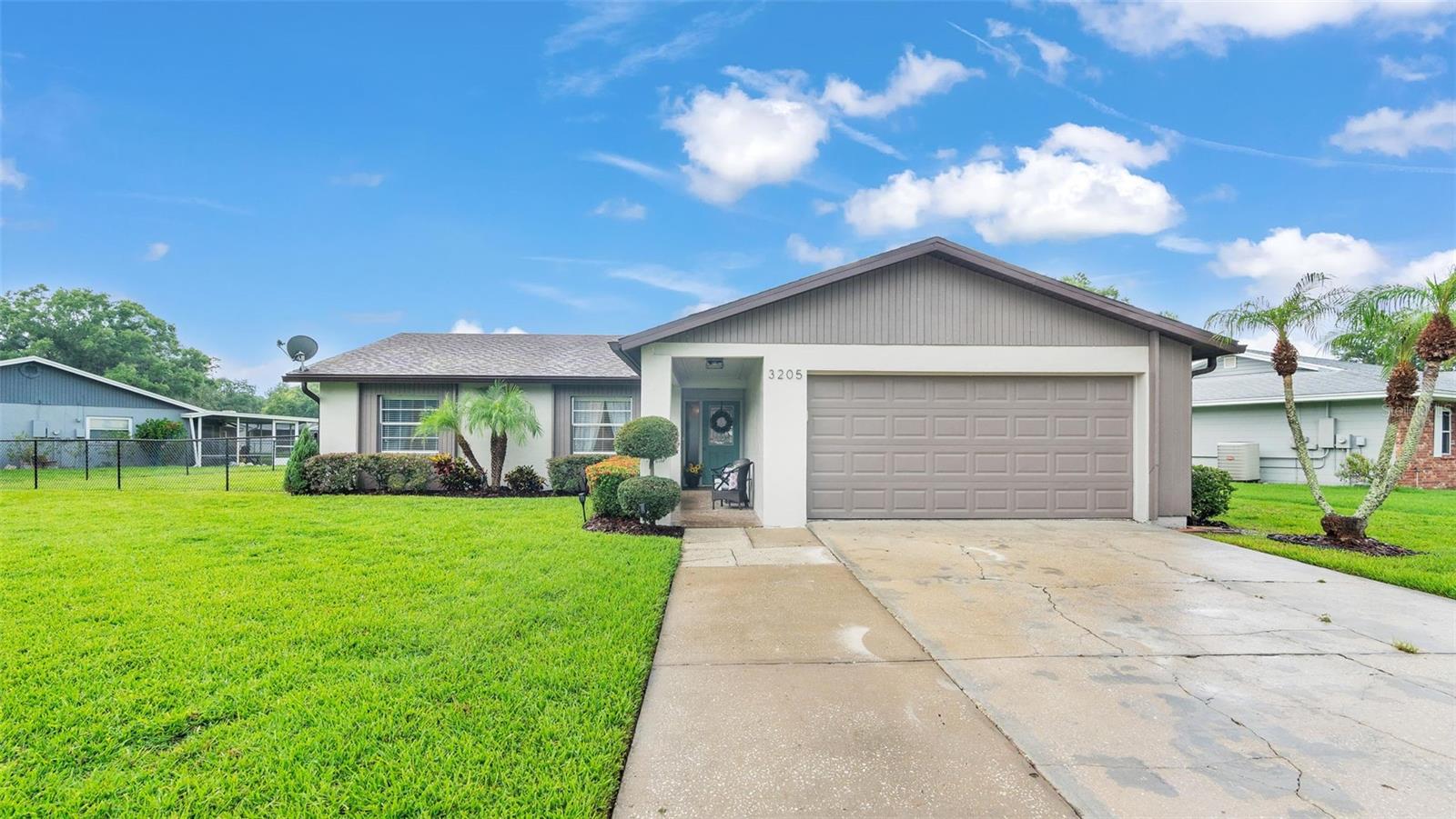 3205 CROSS FOX DR