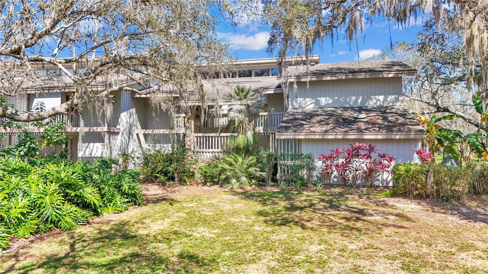 4048 ABBEY CT #4048