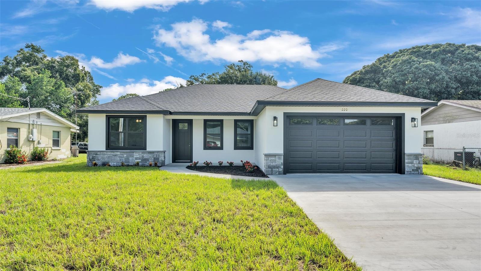 220 BOONE DR