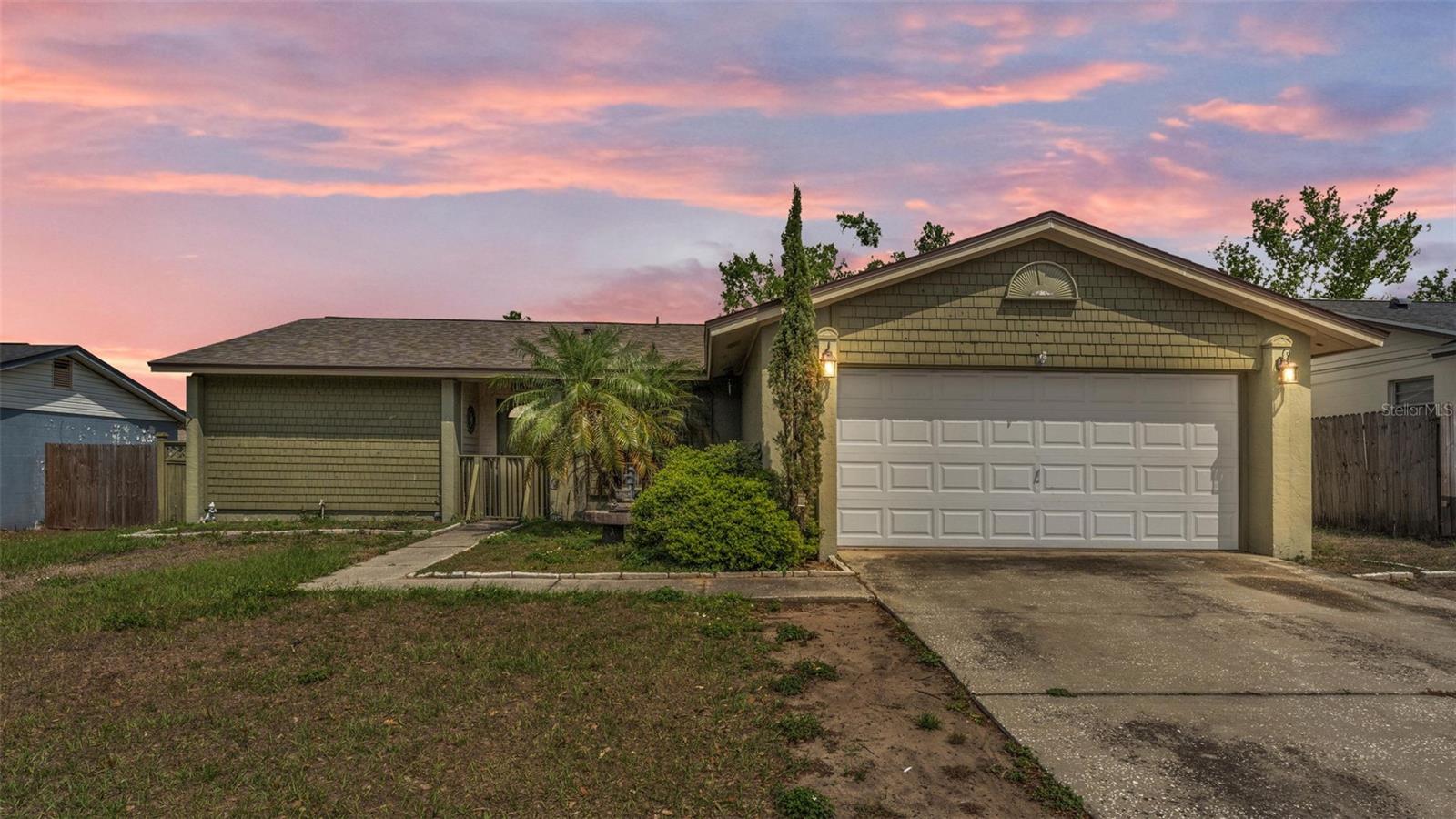 2707 MANOR HILL DR