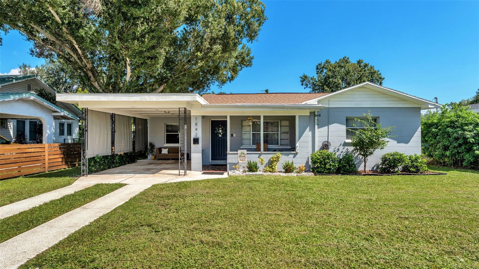 1842 E MAIN ST
