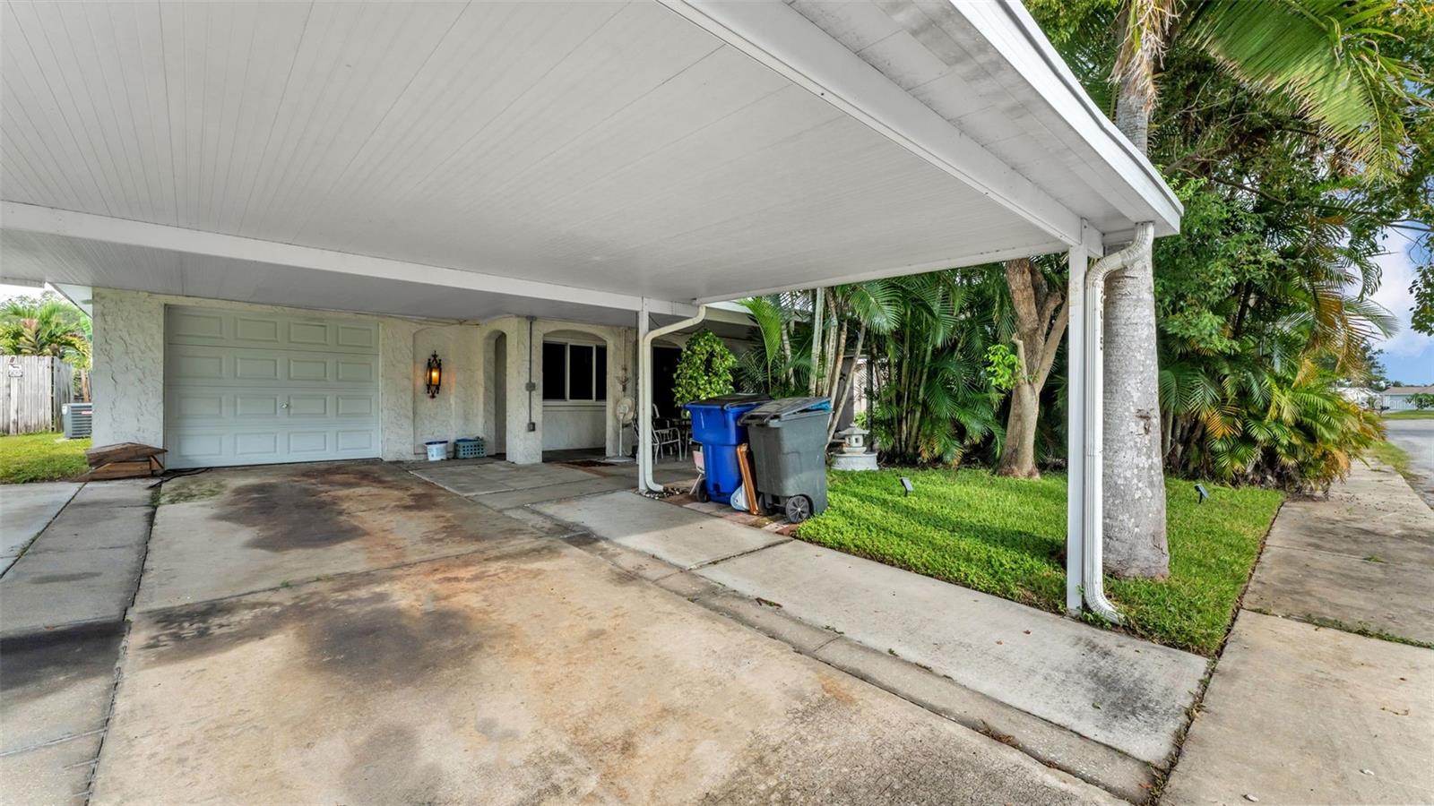 2015 ESSEX DR