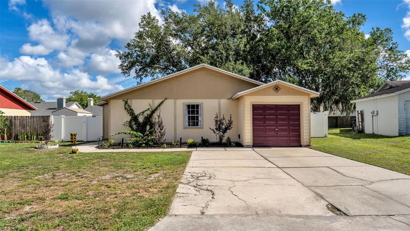1417 PERIWINKLE CT