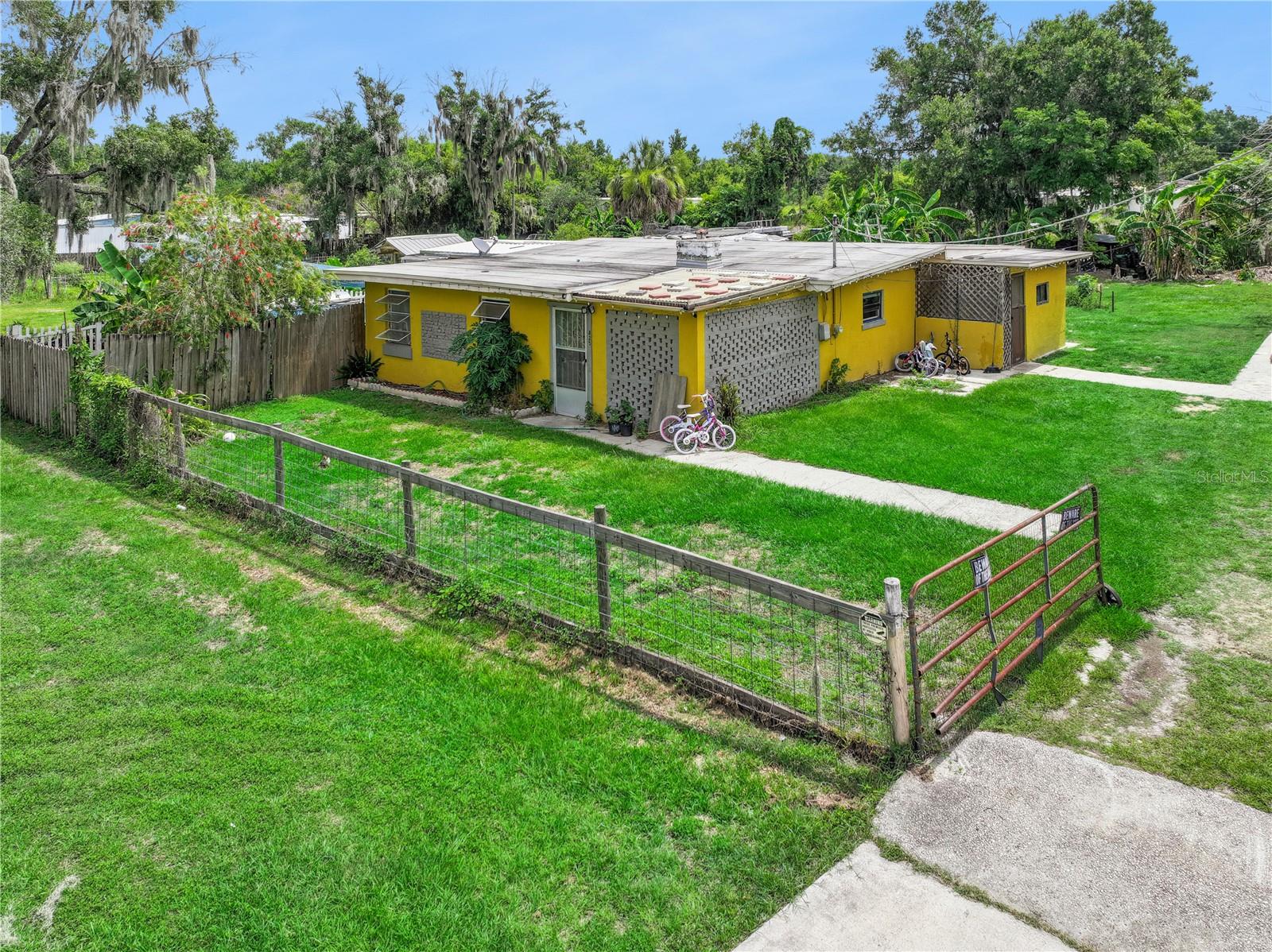 825 COOK RD