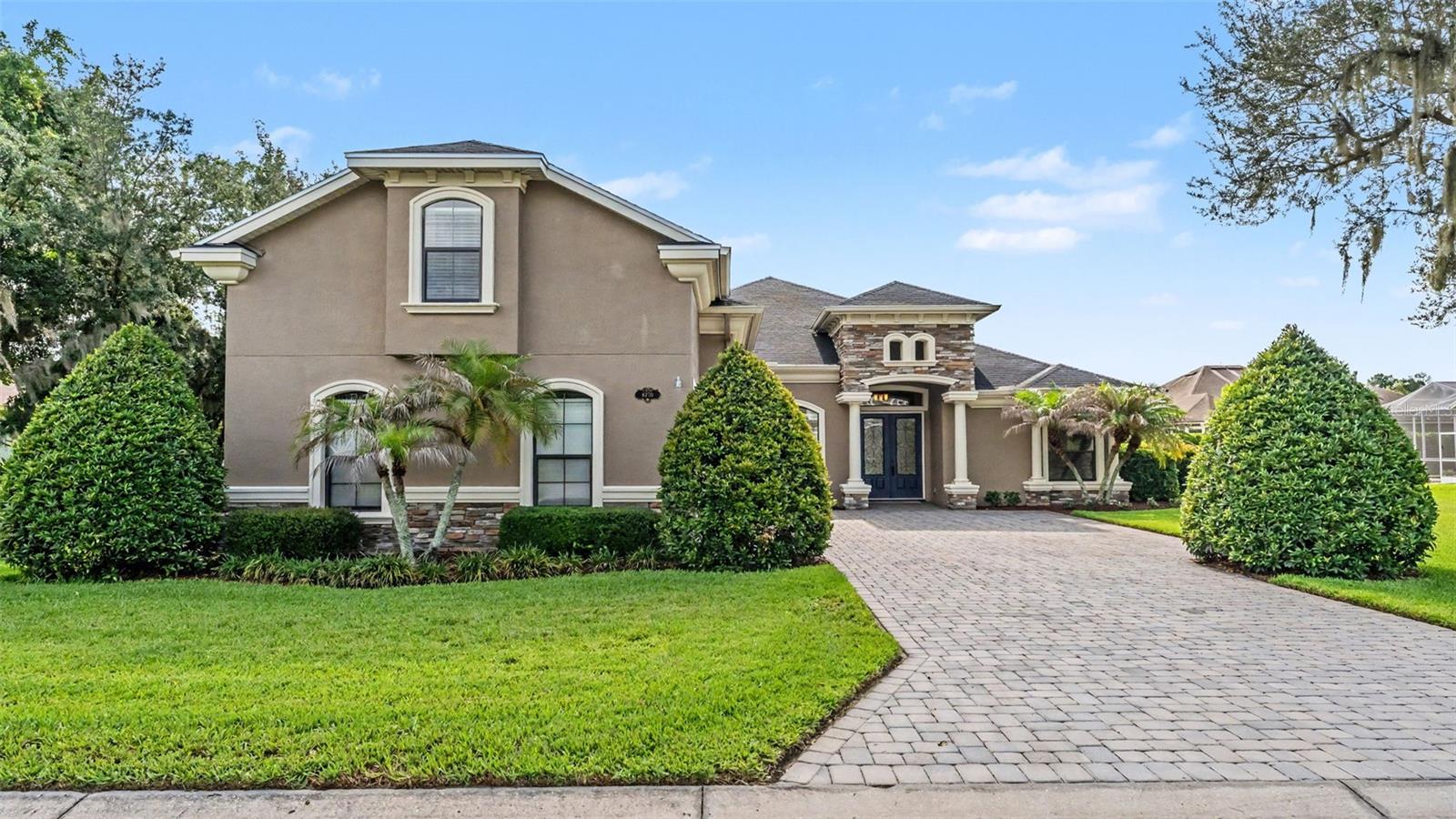 6370 HIGHLANDS IN THE WOODS AVE