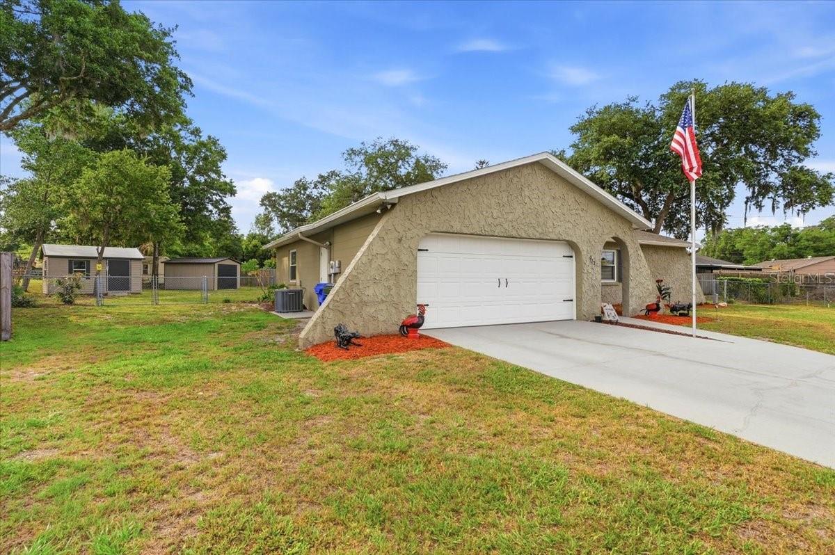 552 HARDENOAK BLVD