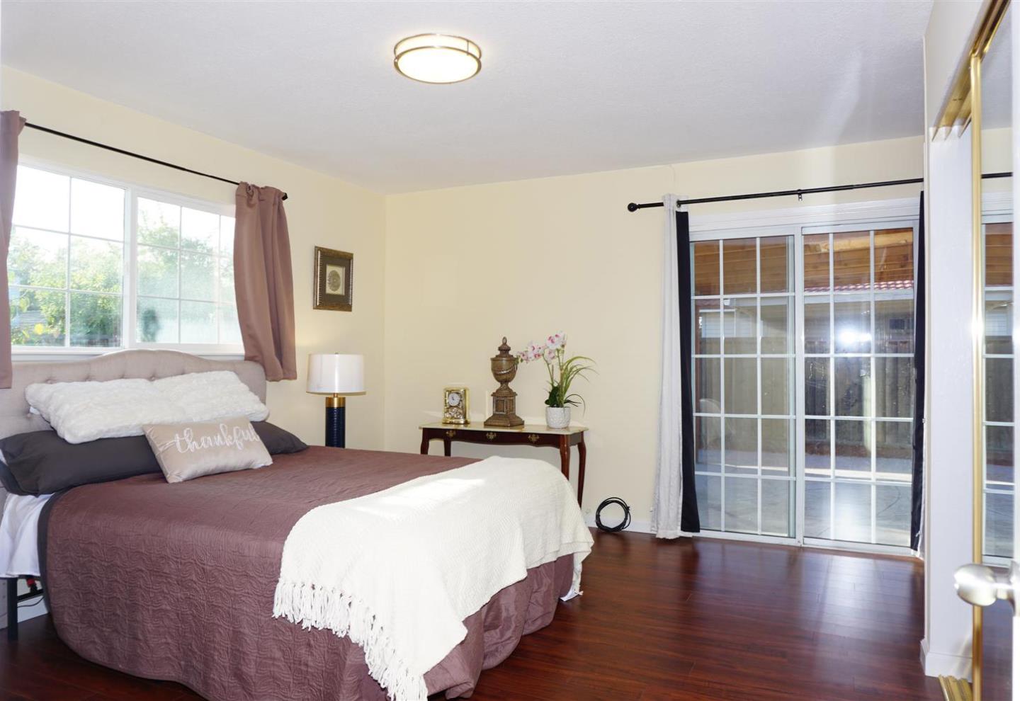 2830 Baton Rouge