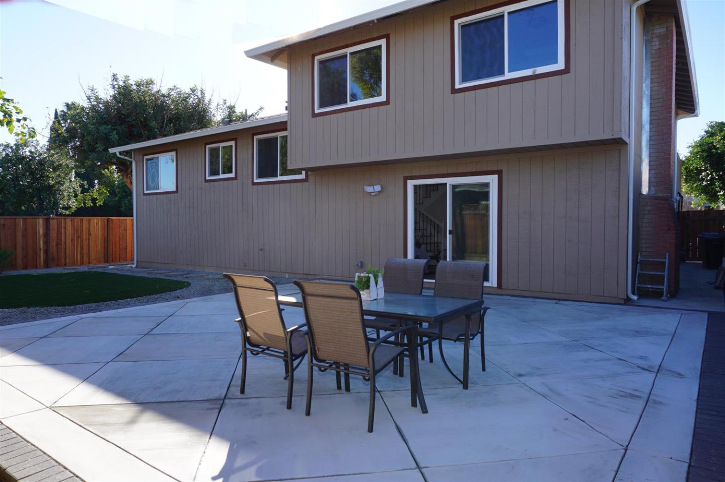 5640 Comanche CT