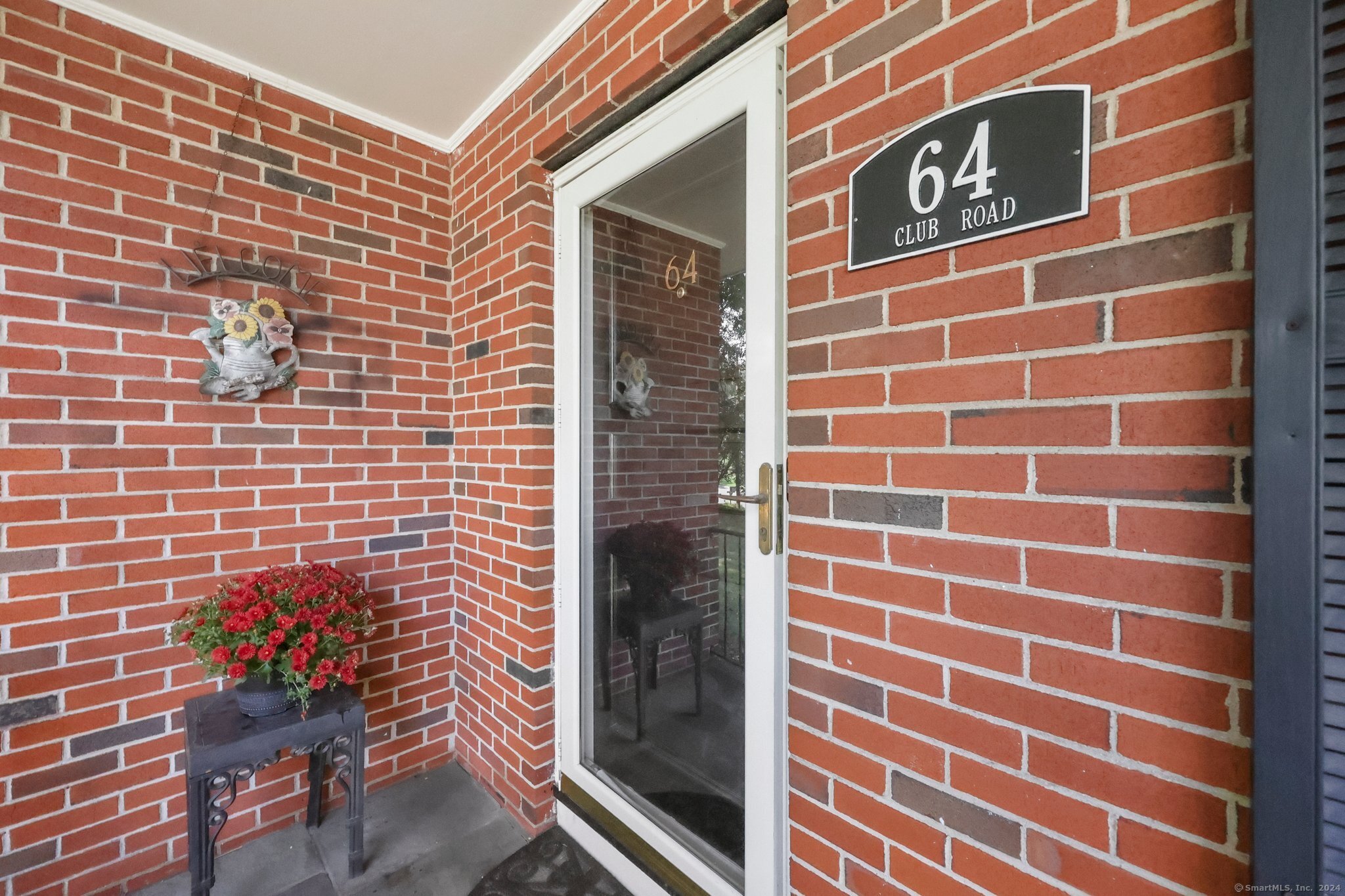 64 Club Road