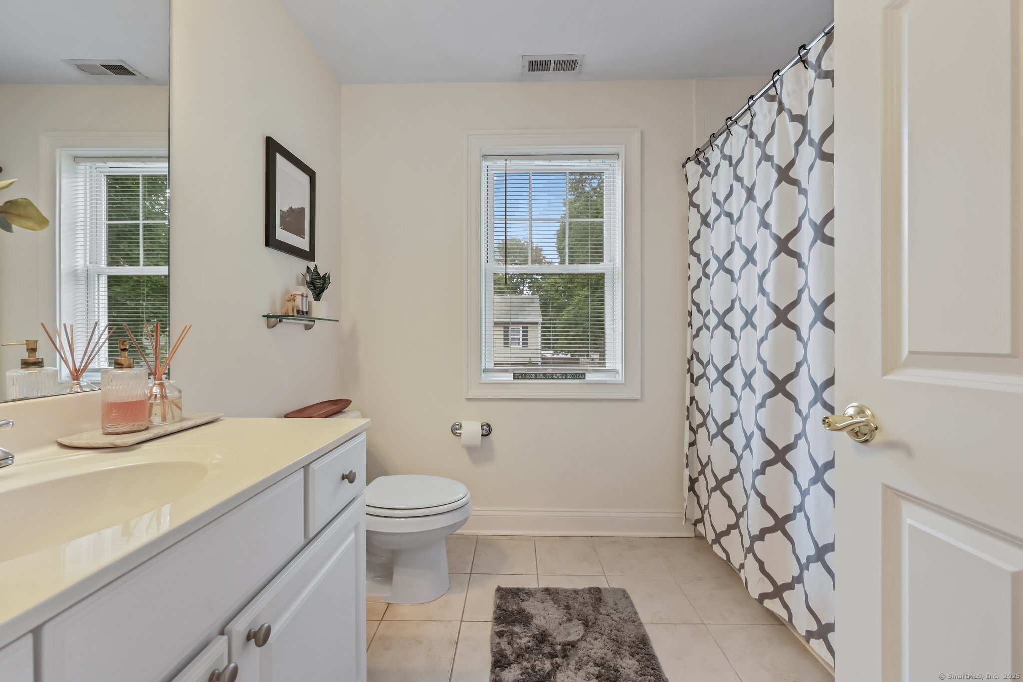 39 Maple Tree Avenue 16