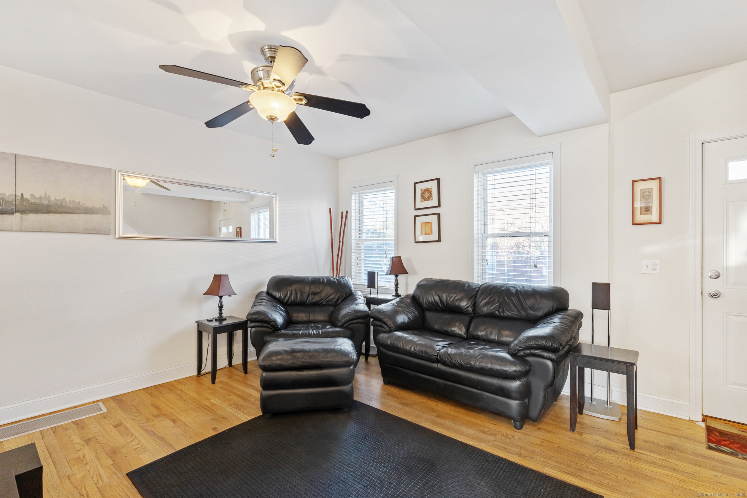 25 Brown Avenue 29