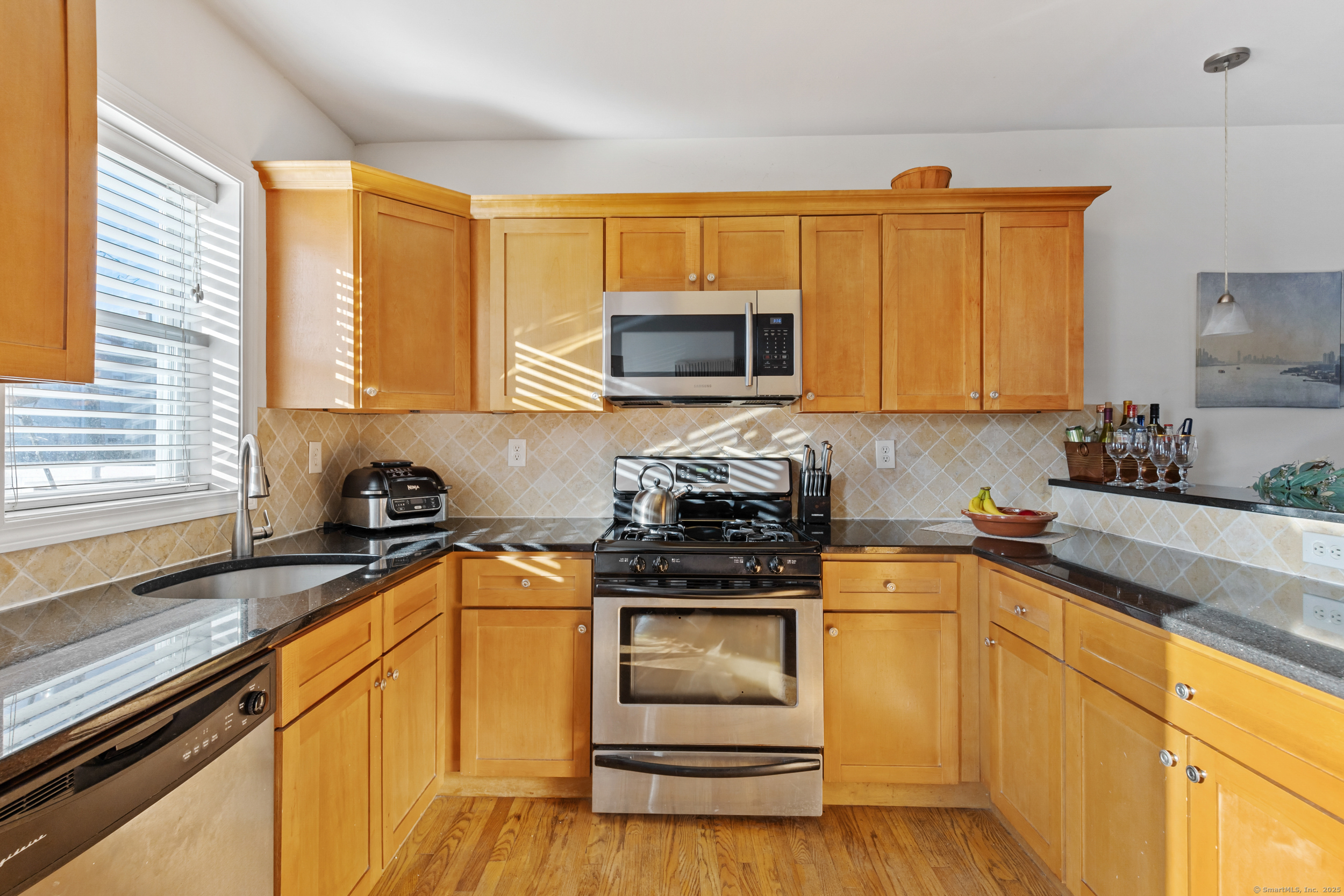 25 Brown Avenue 29