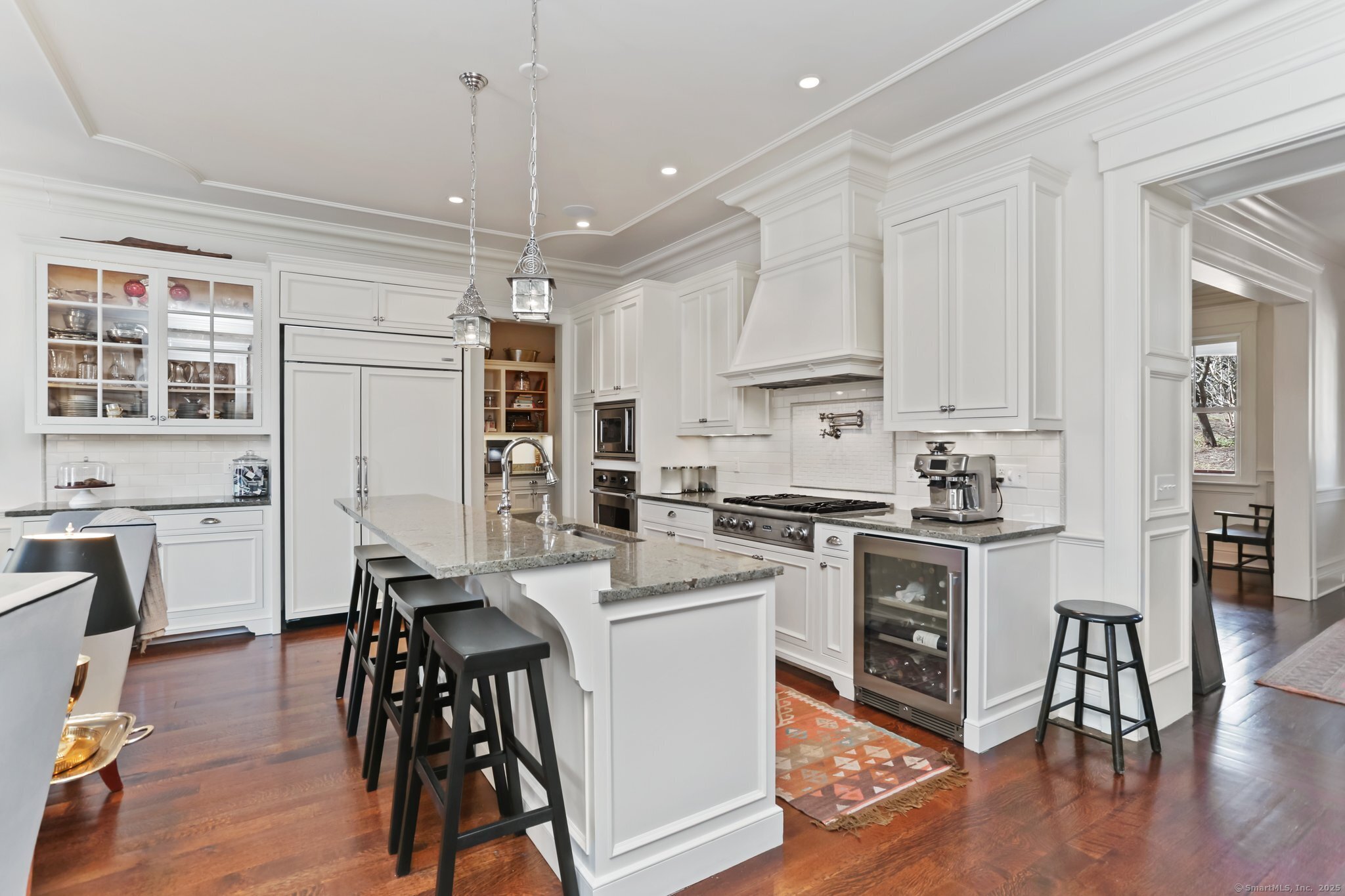 523 East Putnam Avenue B