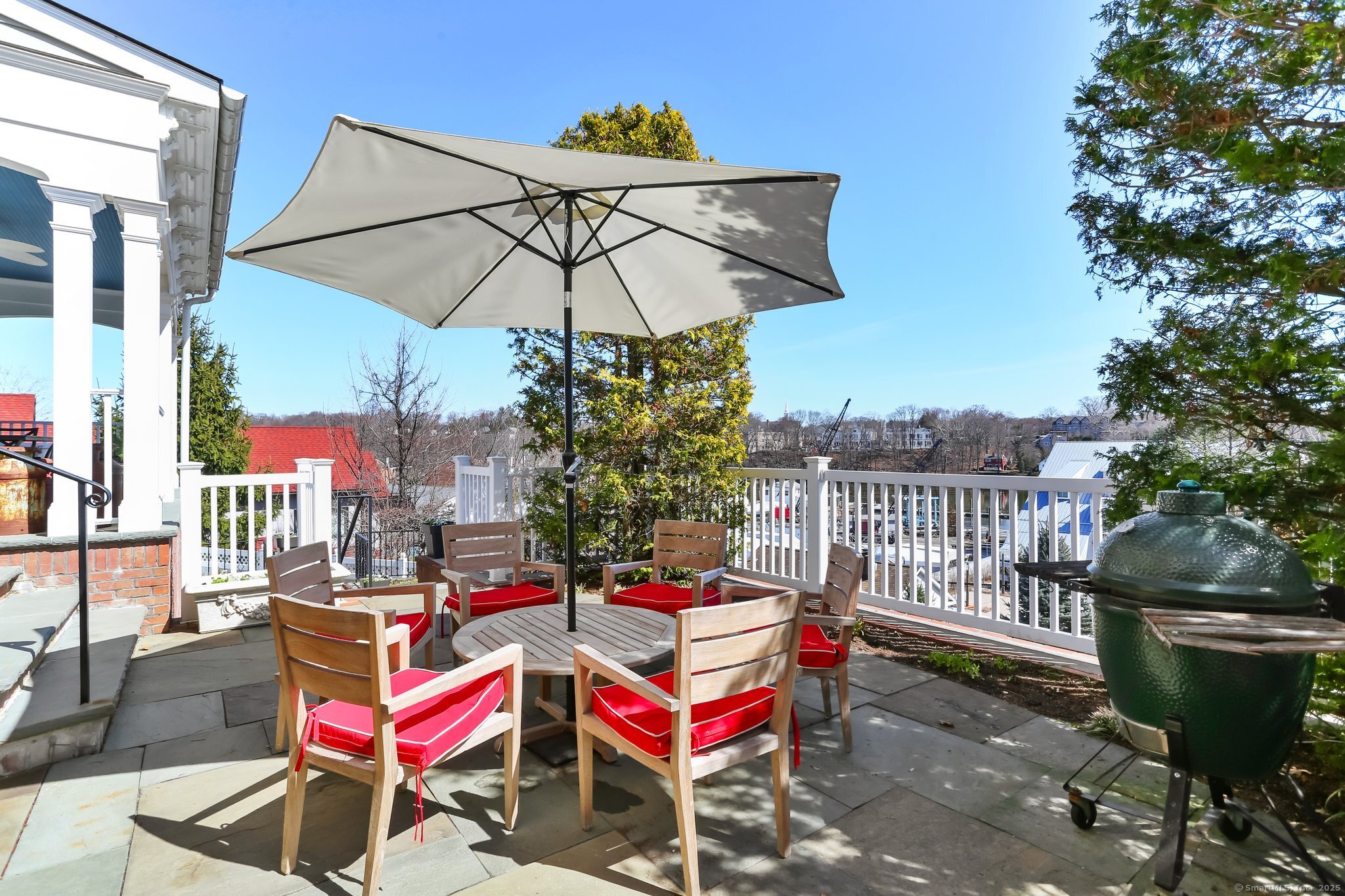 523 East Putnam Avenue B