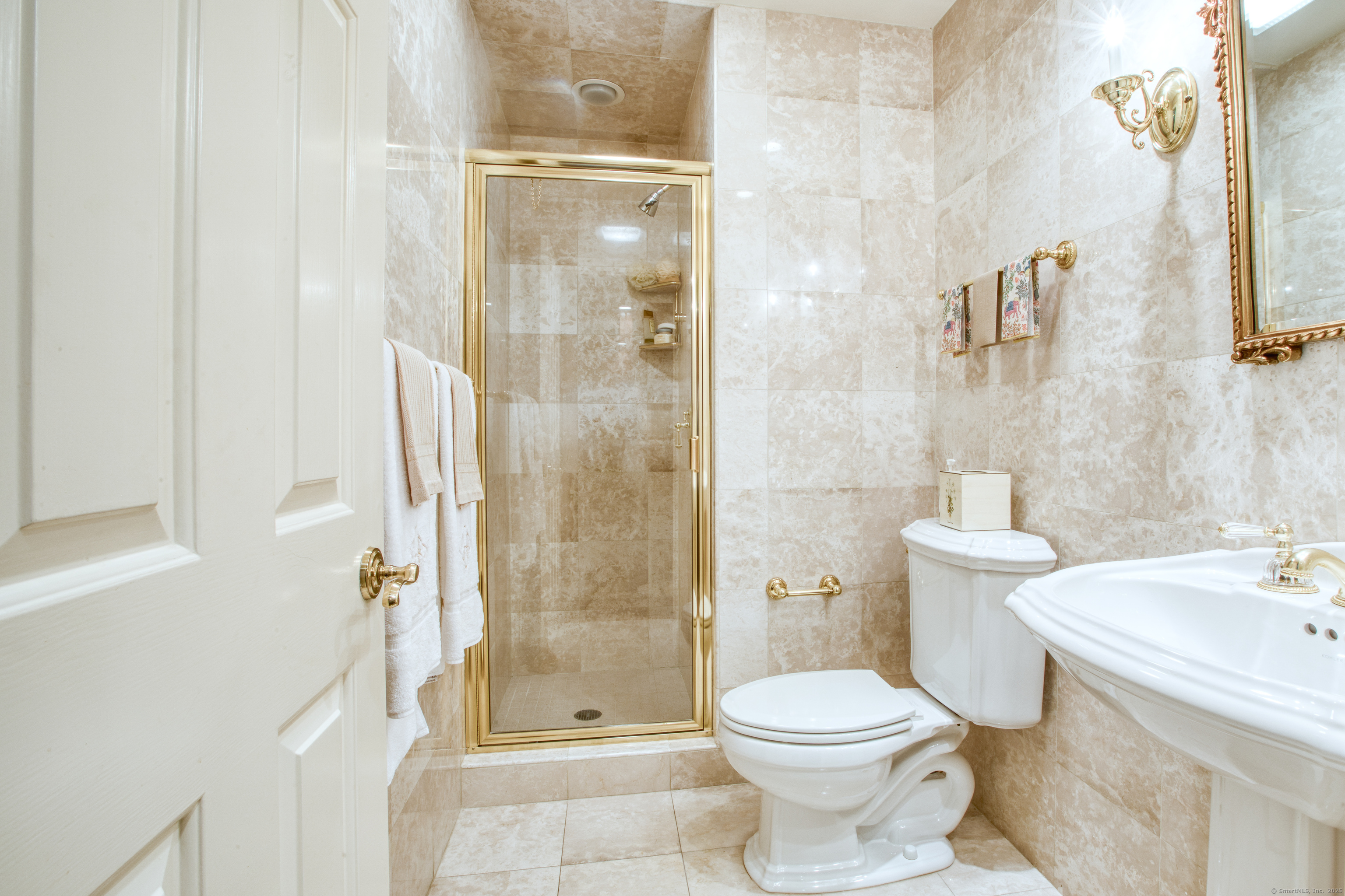 510 West Lyon Farm Drive 510