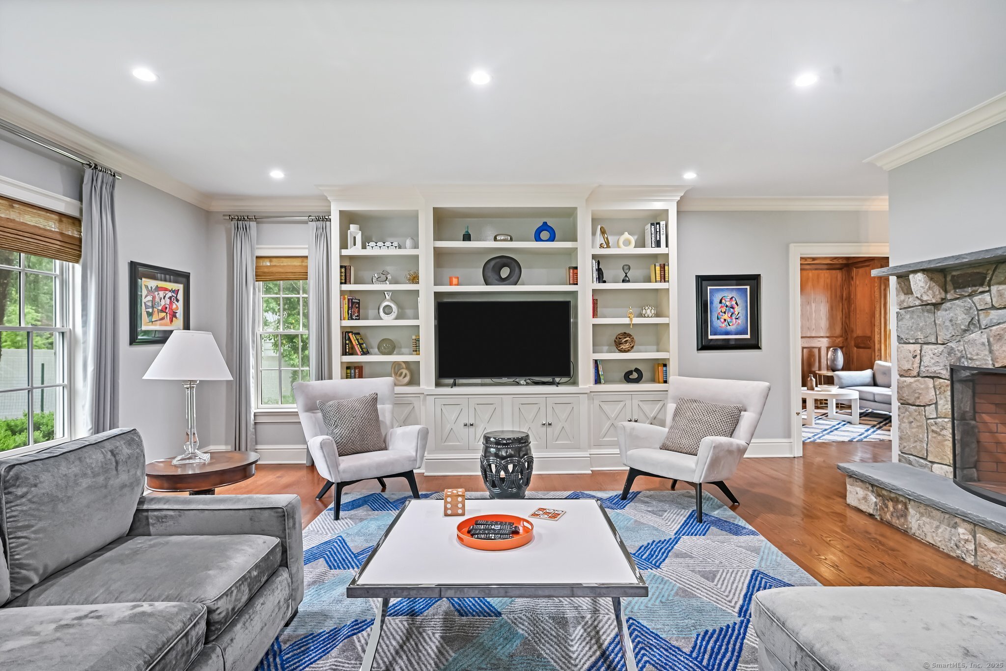 6 Coachlamp Lane