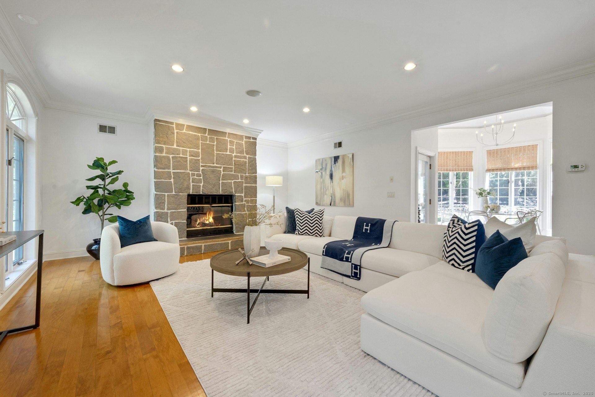 39 Running Brook Lane