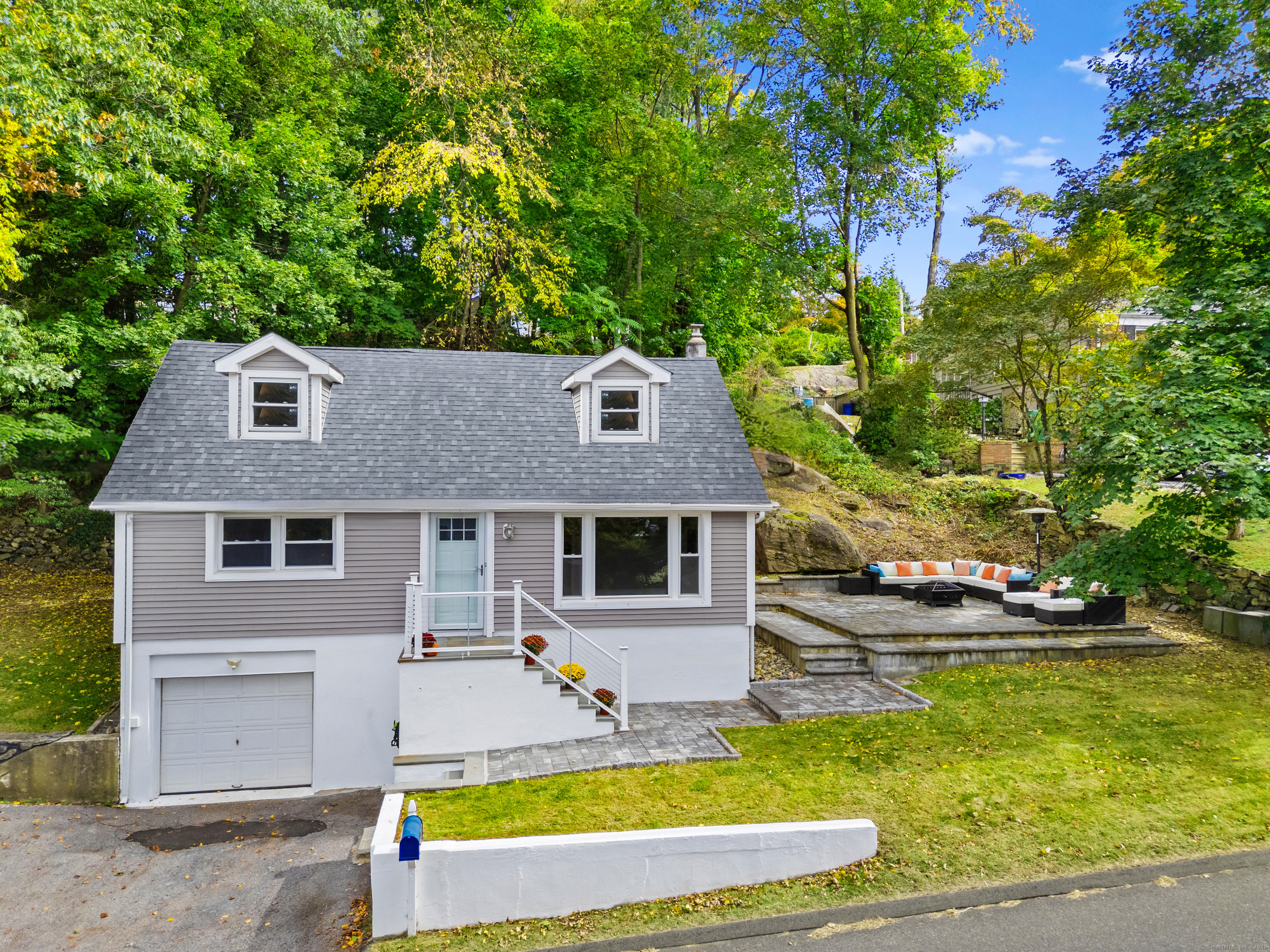 207 Sheephill Road