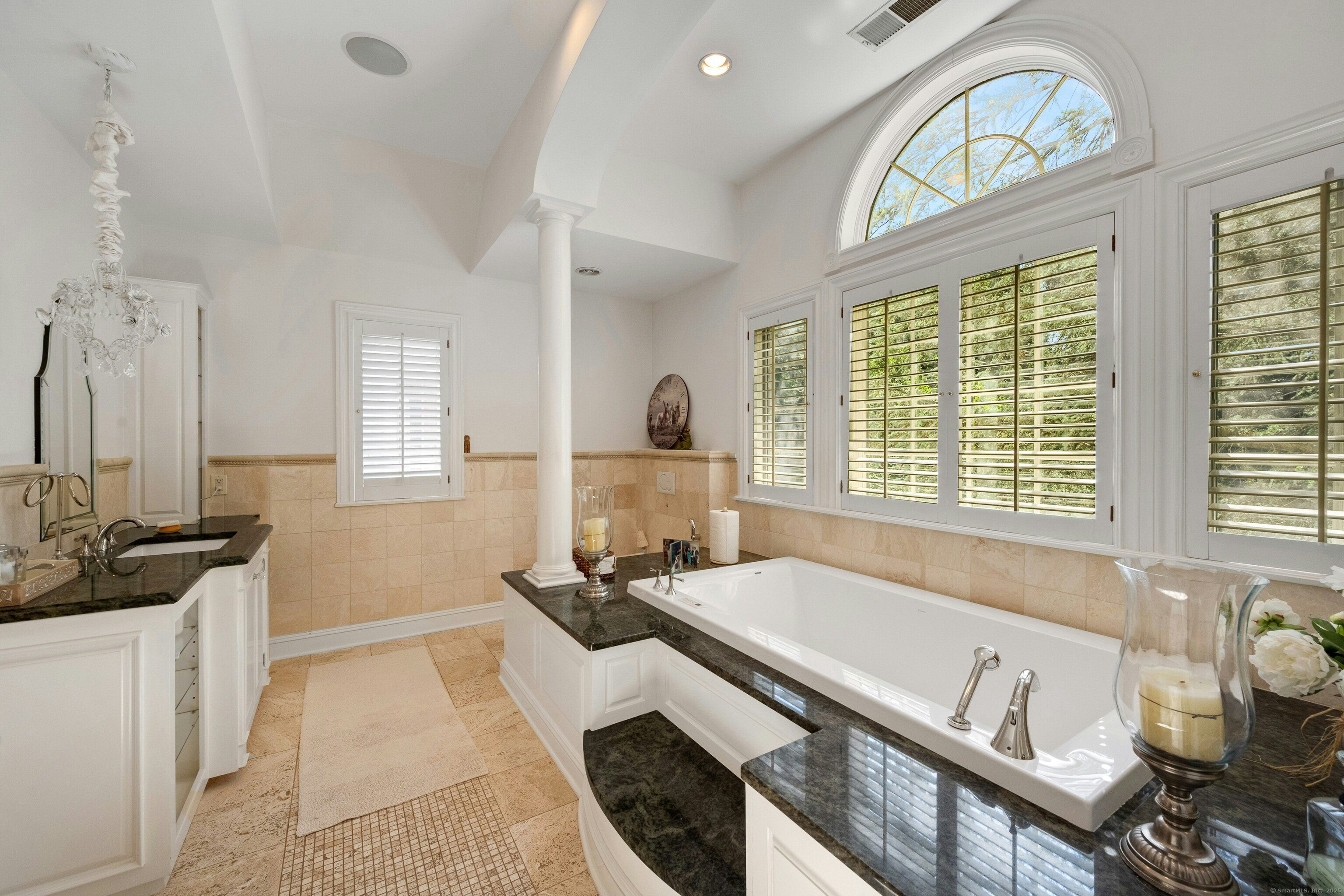 39 Running Brook Lane