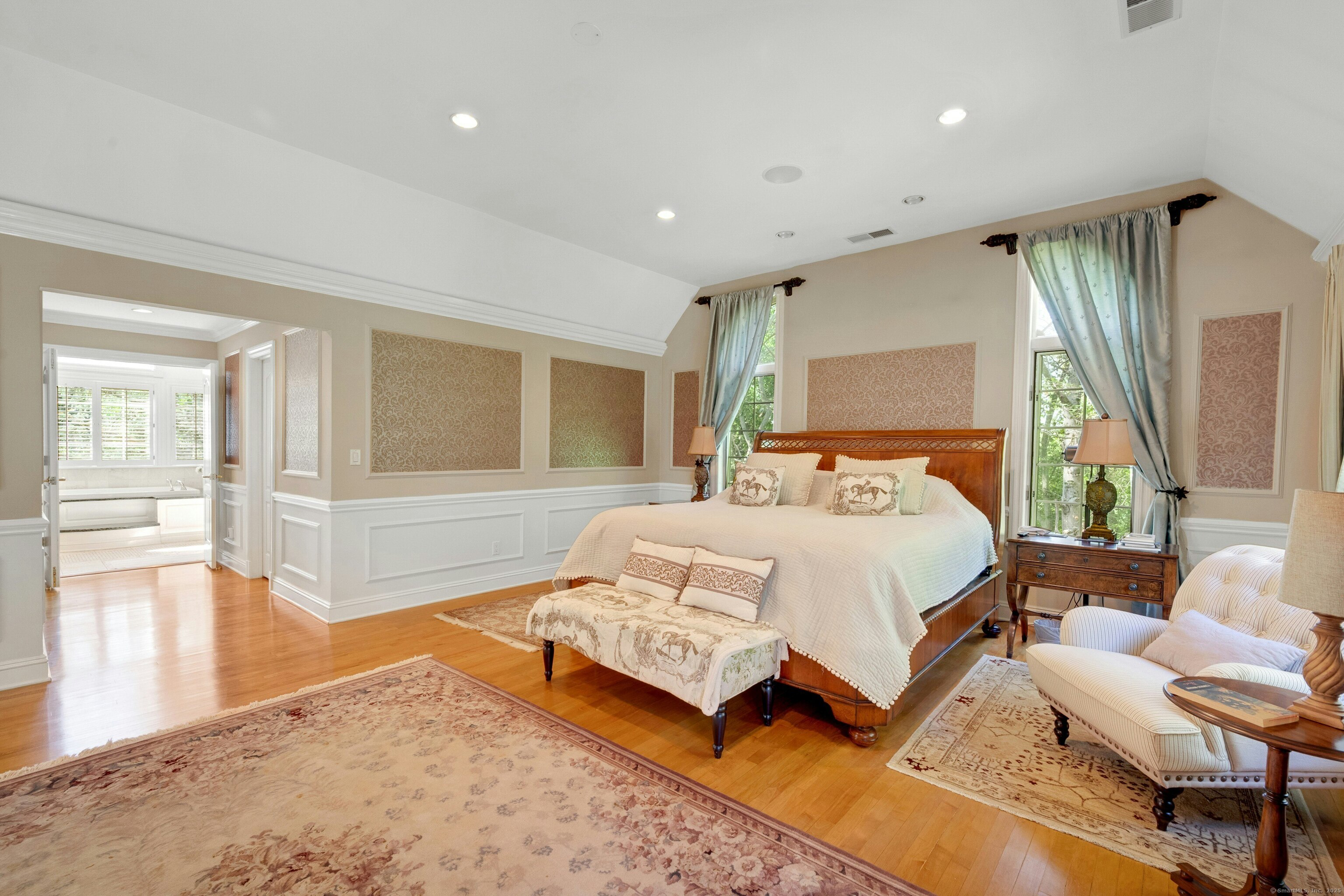 39 Running Brook Lane