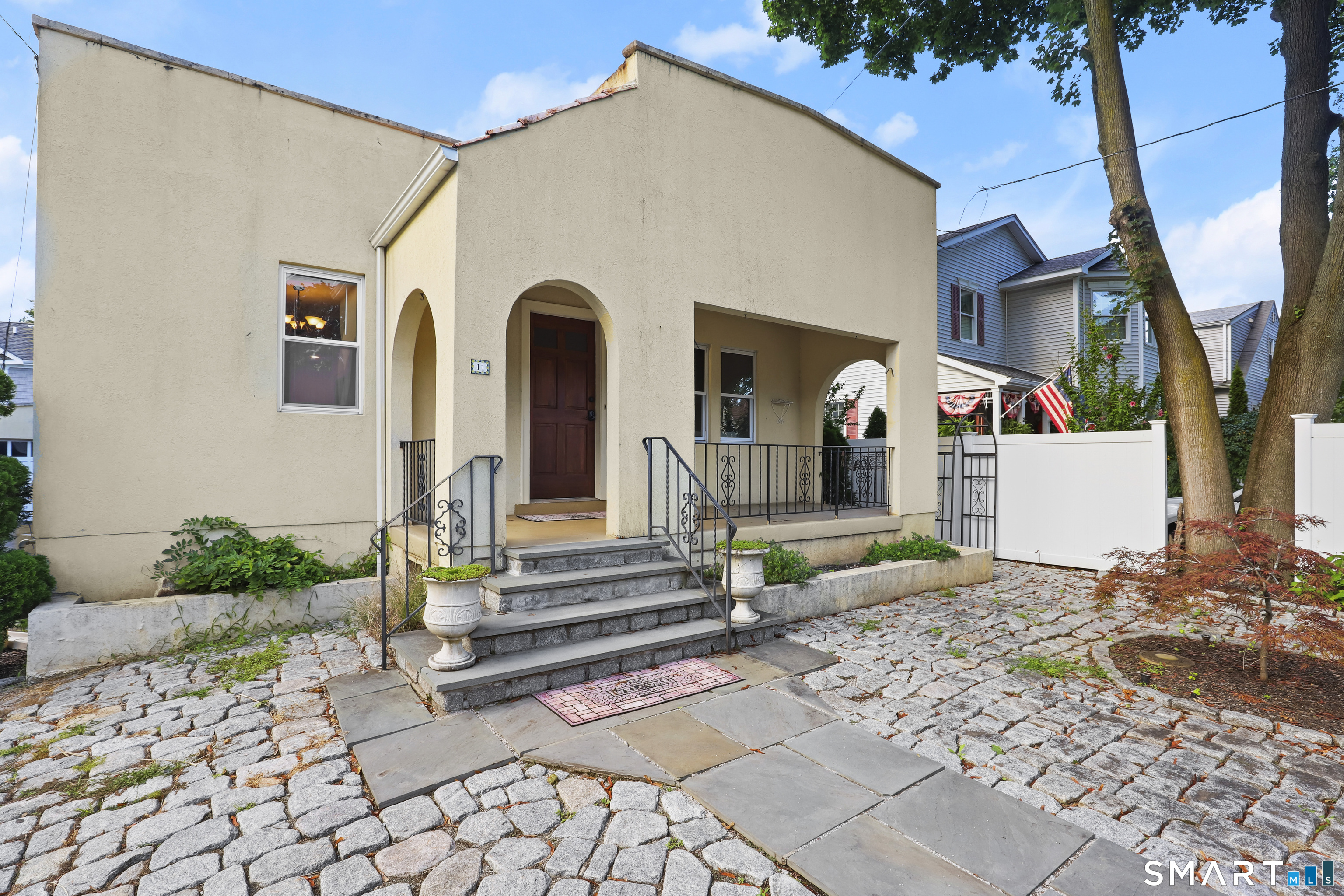 11 Rex Street