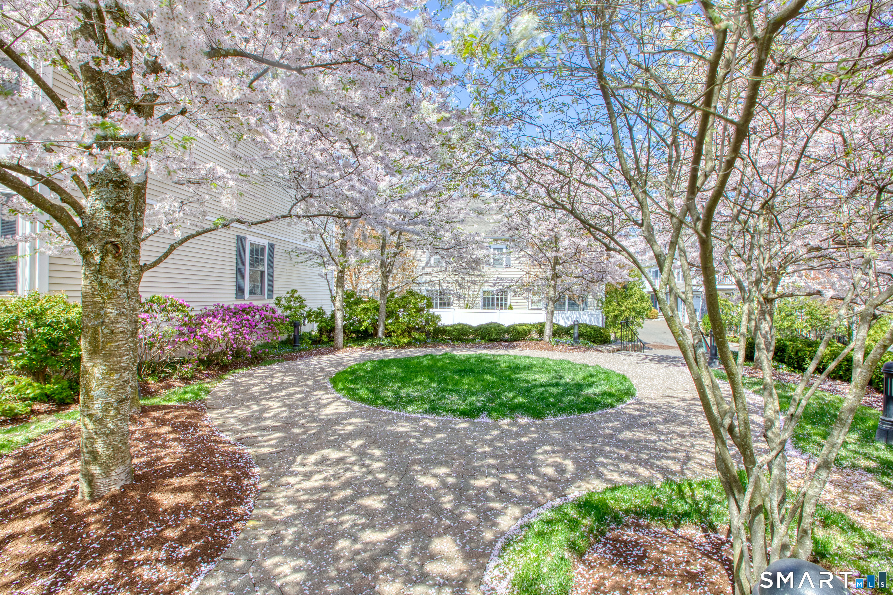 39 Maple Tree Avenue 40