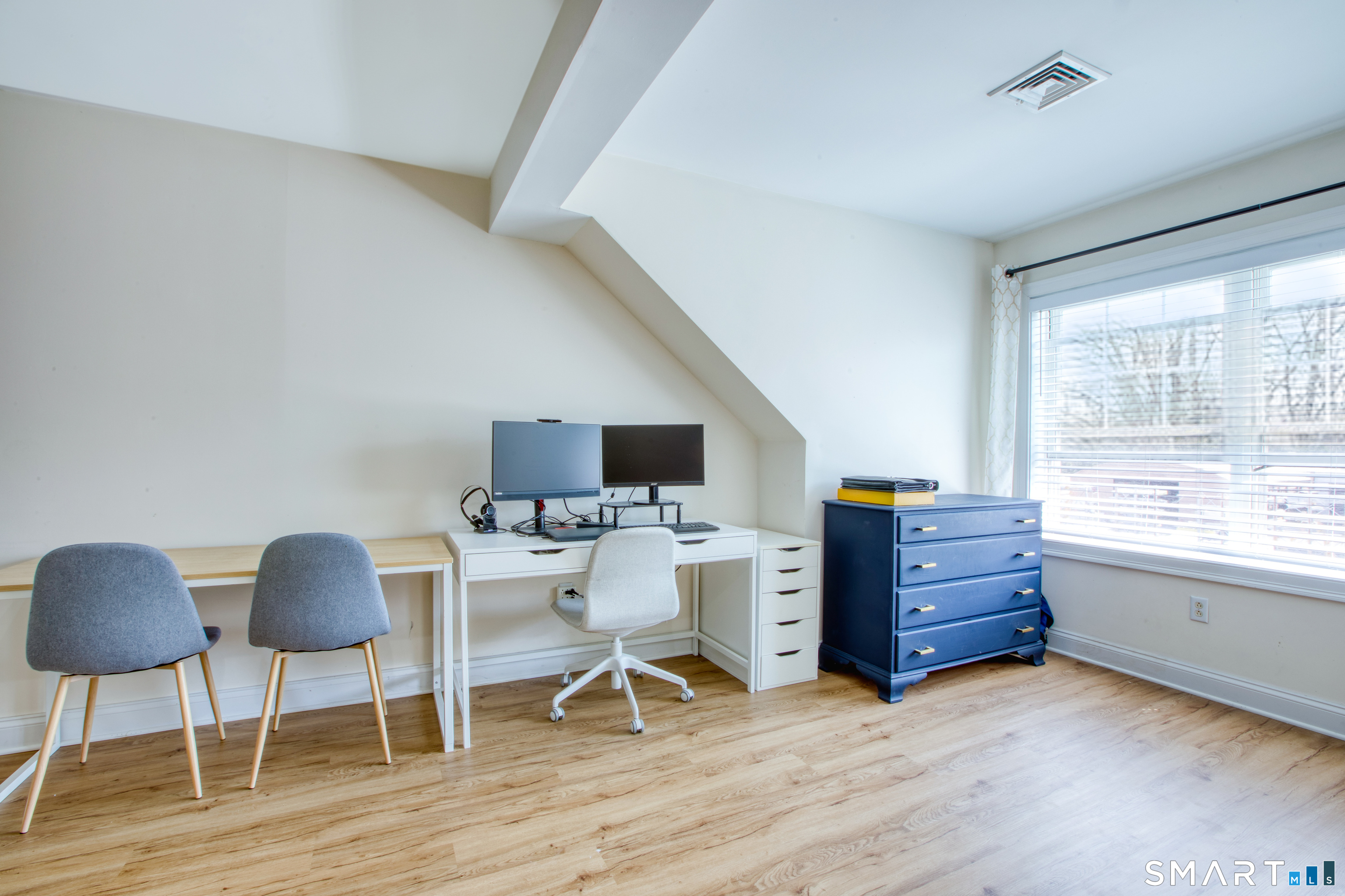 39 Maple Tree Avenue 40