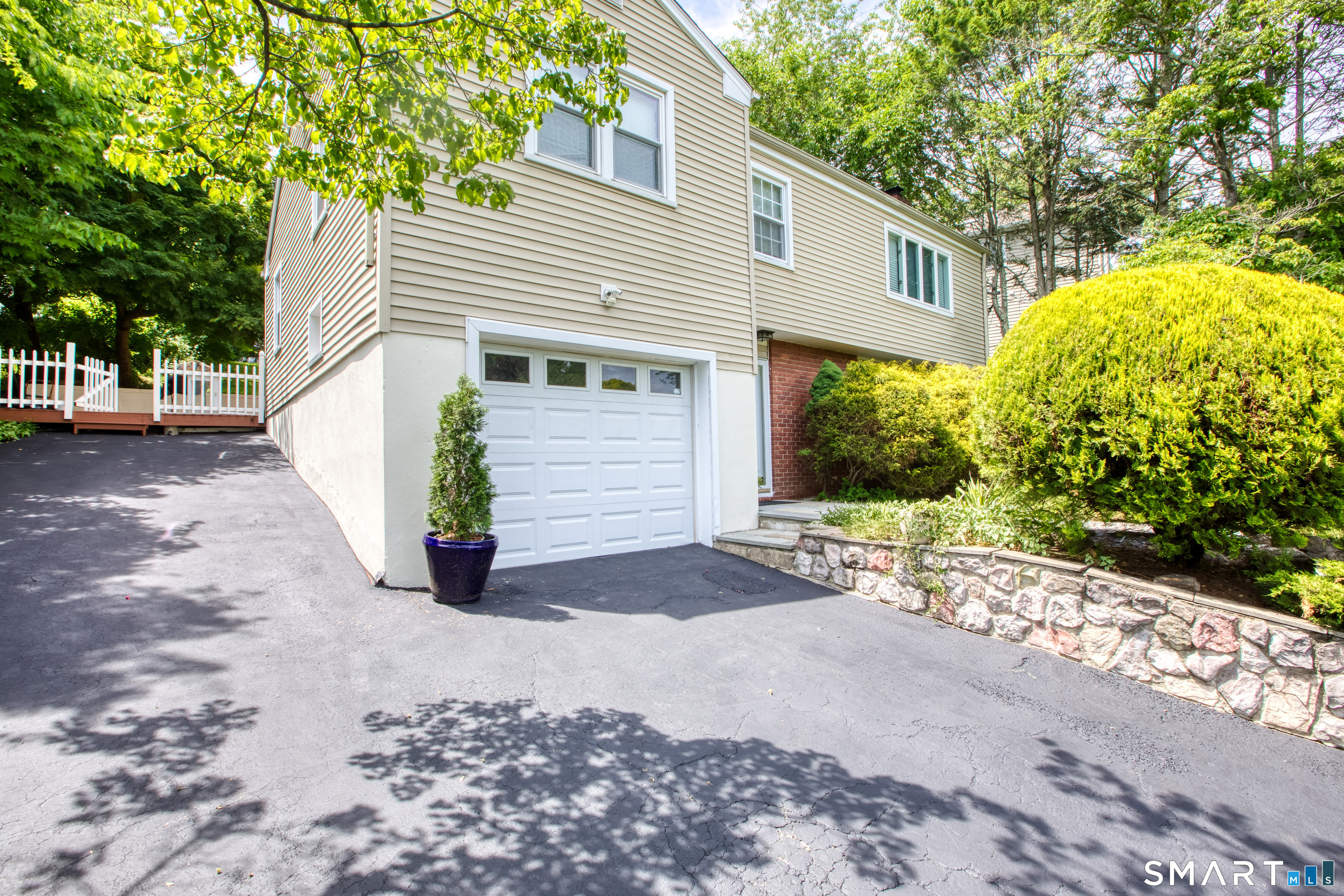 86 Sound Beach Ave Extension