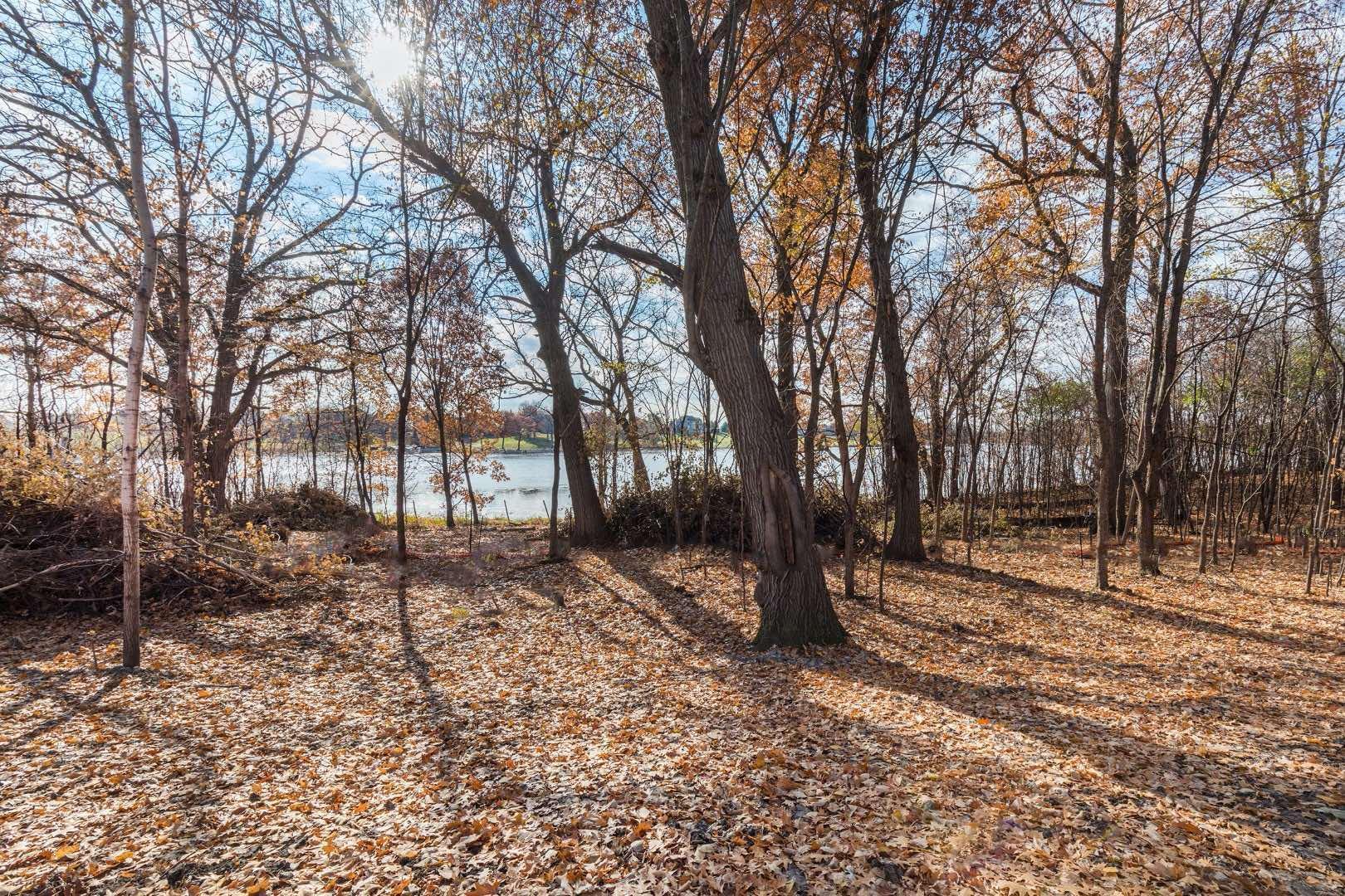 981 Peninsula Point Road