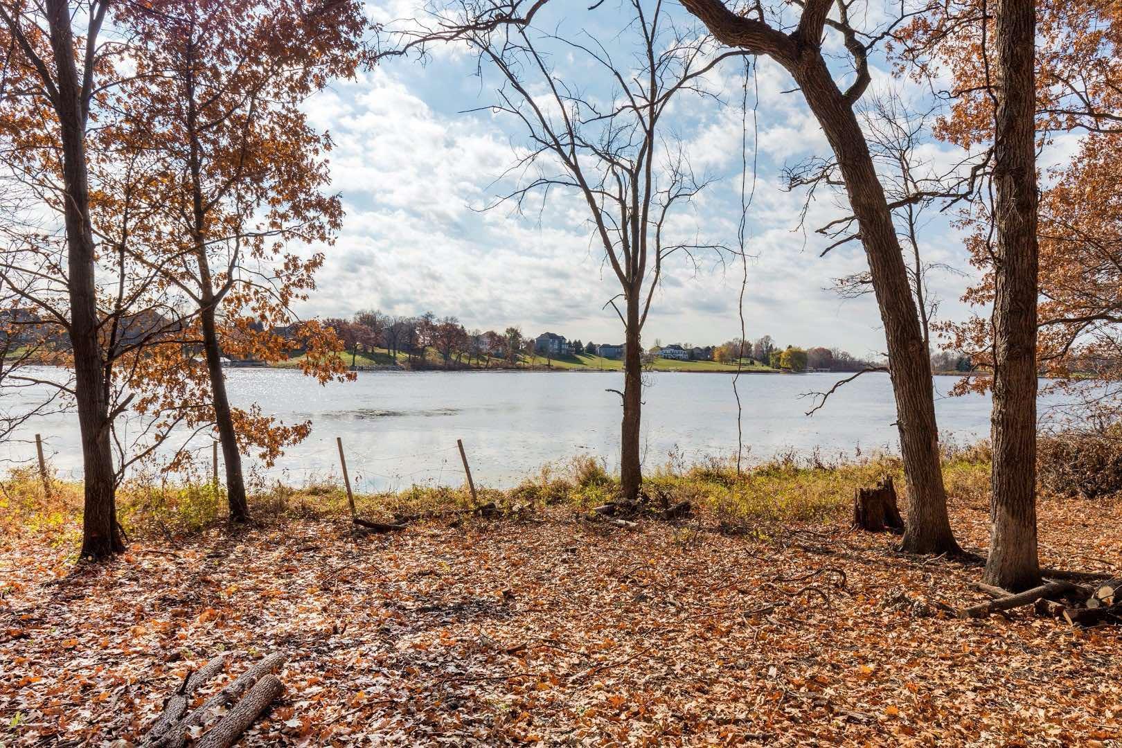 981 Peninsula Point Road