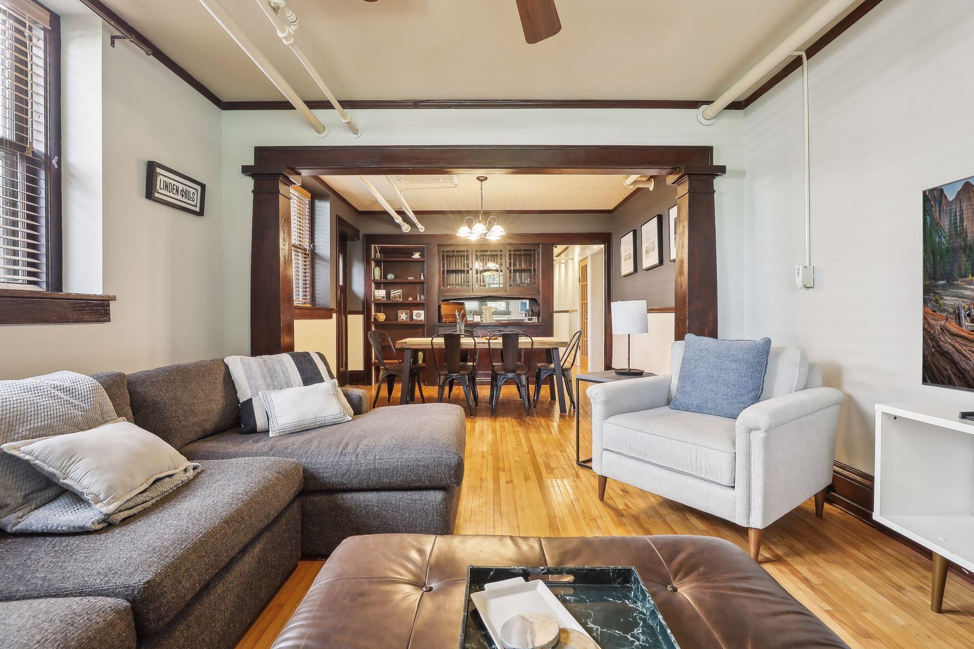 3006 W 44th Street Unit: 5