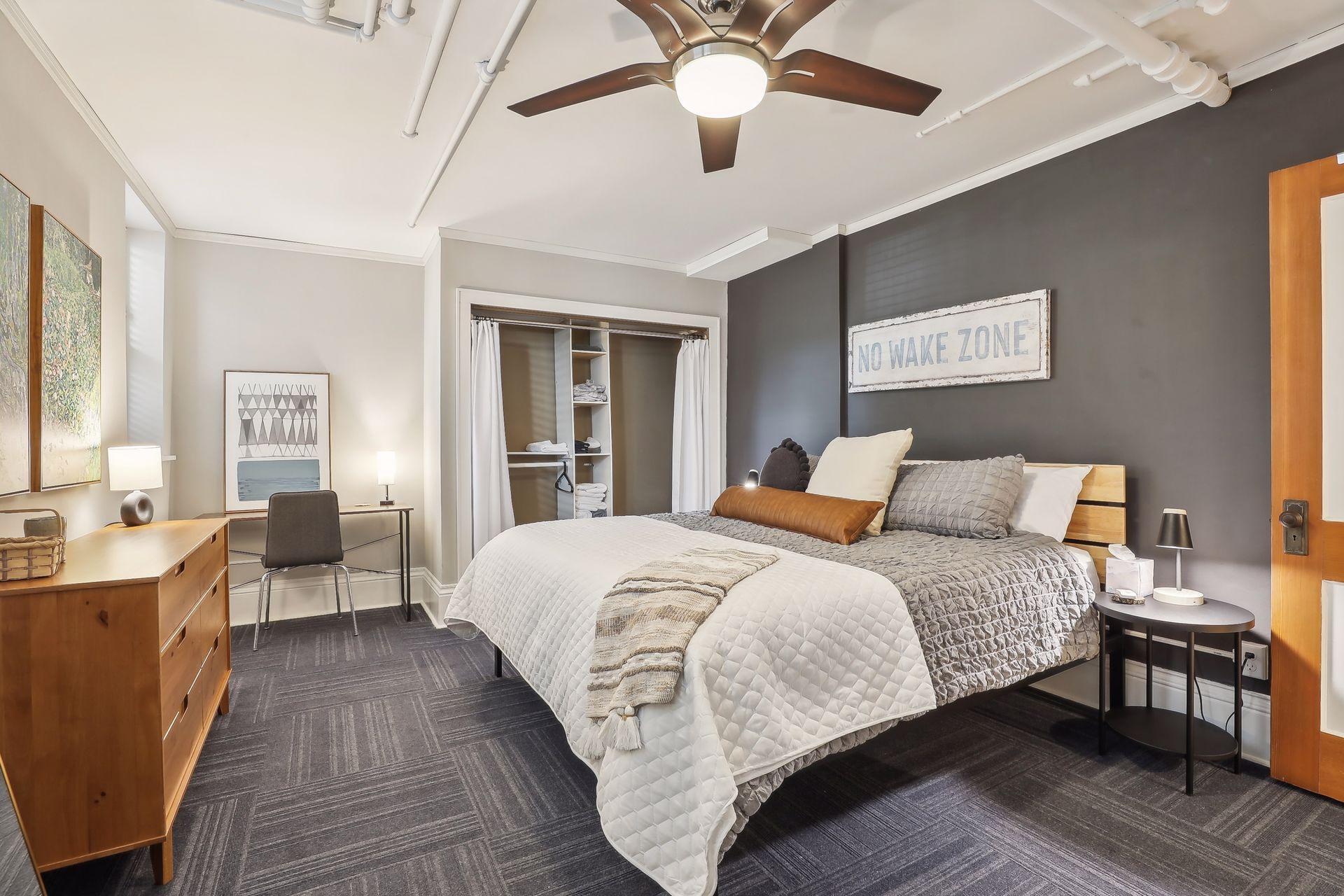 3006 W 44th Street Unit: 5