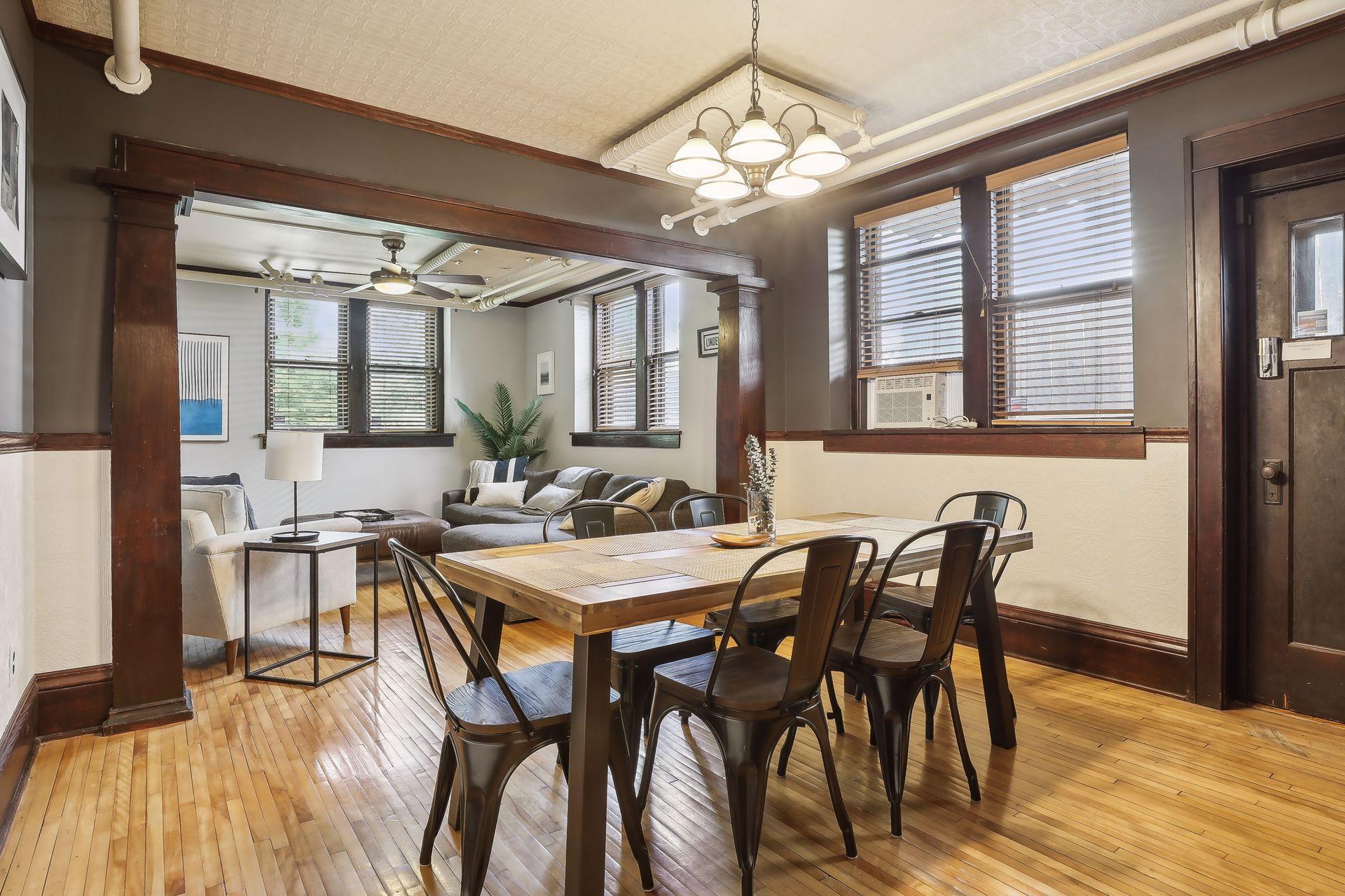 3006 W 44th Street Unit: 5