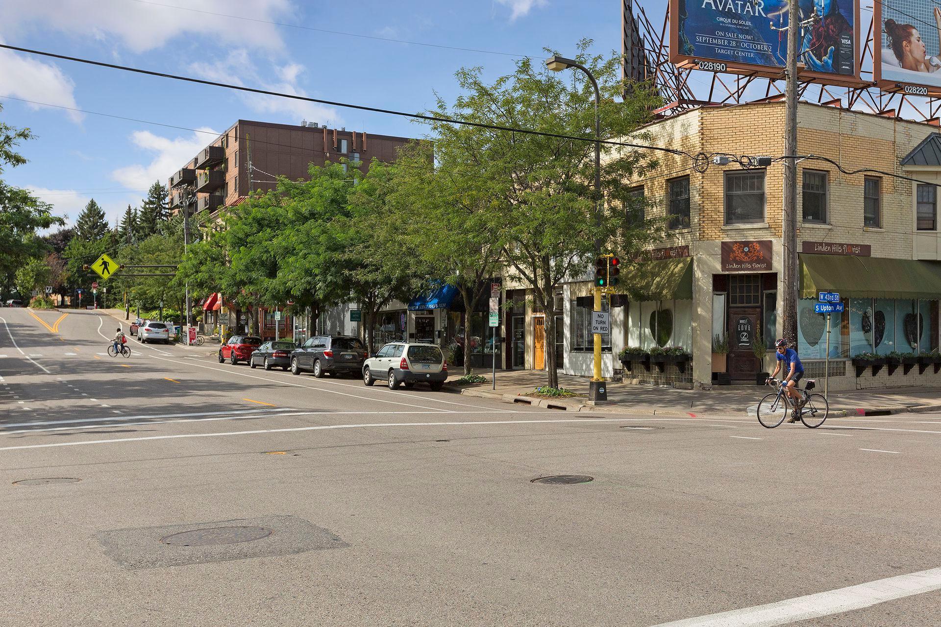 3006 W 44th Street Unit: 1