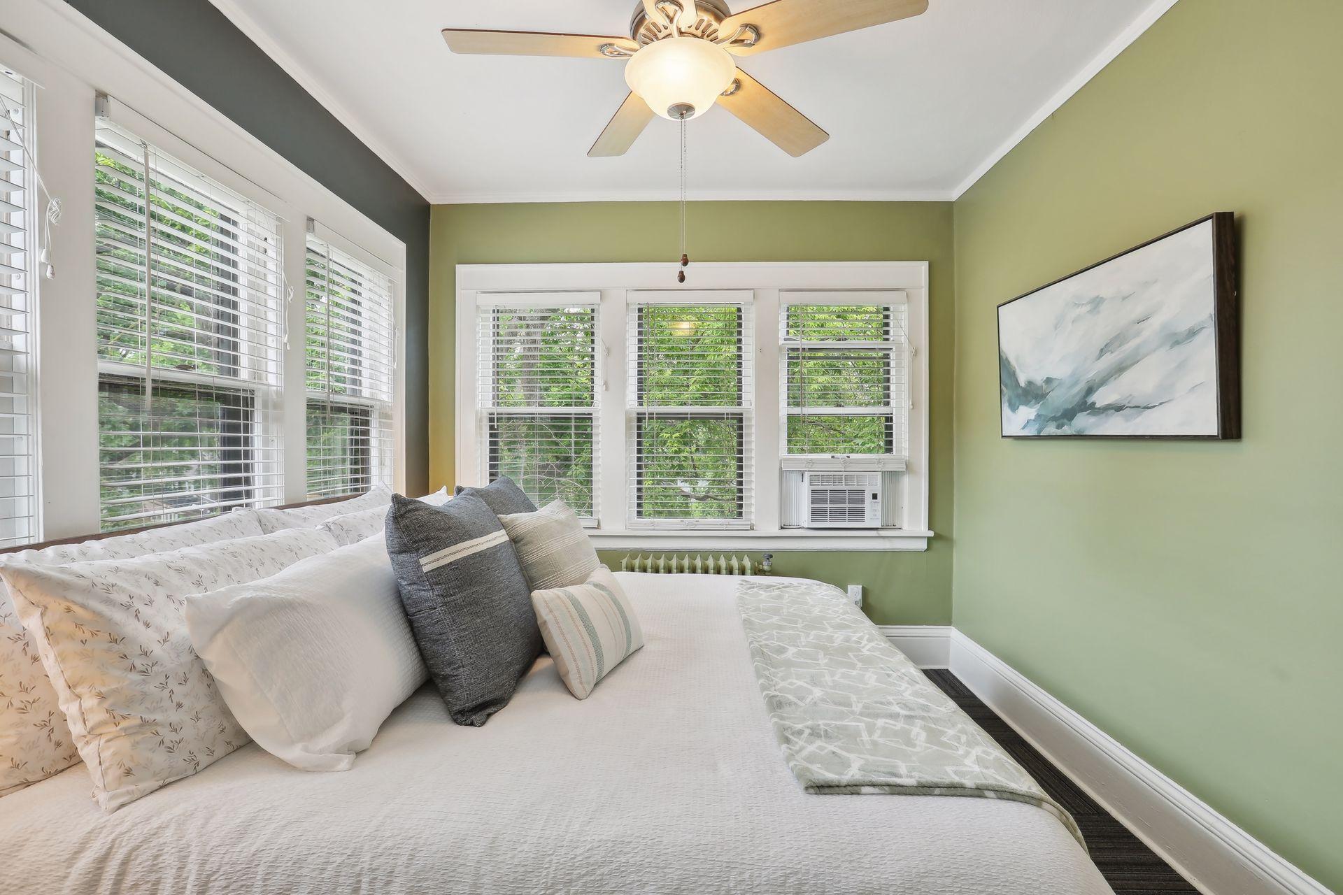 3006 W 44th Street Unit: 1