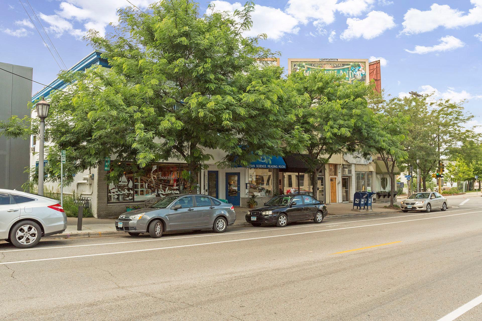 3006 W 44th Street Unit: 1