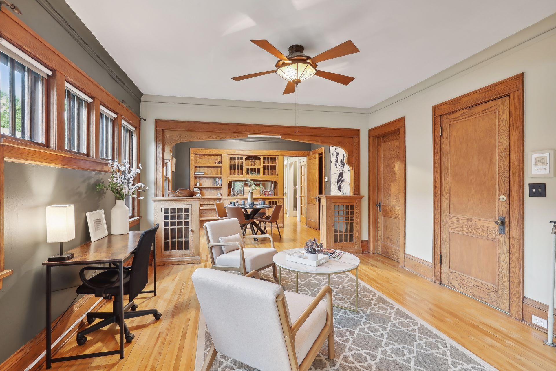 3006 W 44th Street Unit: 1