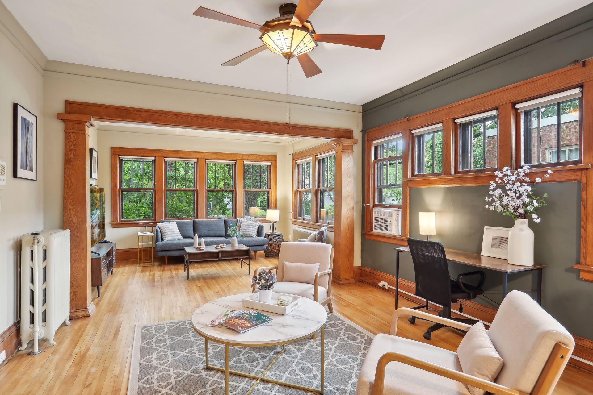 3006 W 44th Street Unit: 1