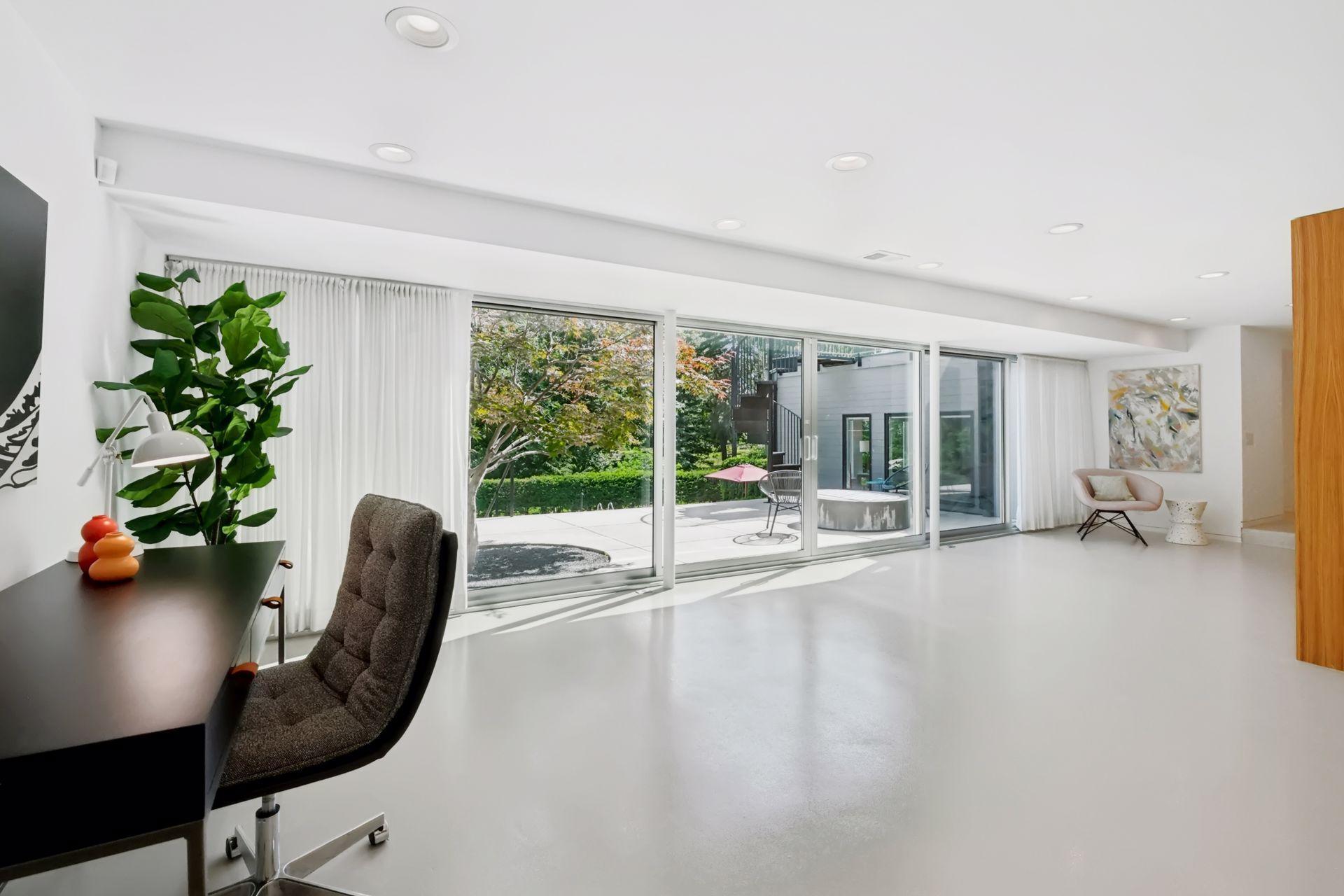 3617 W 55th Street