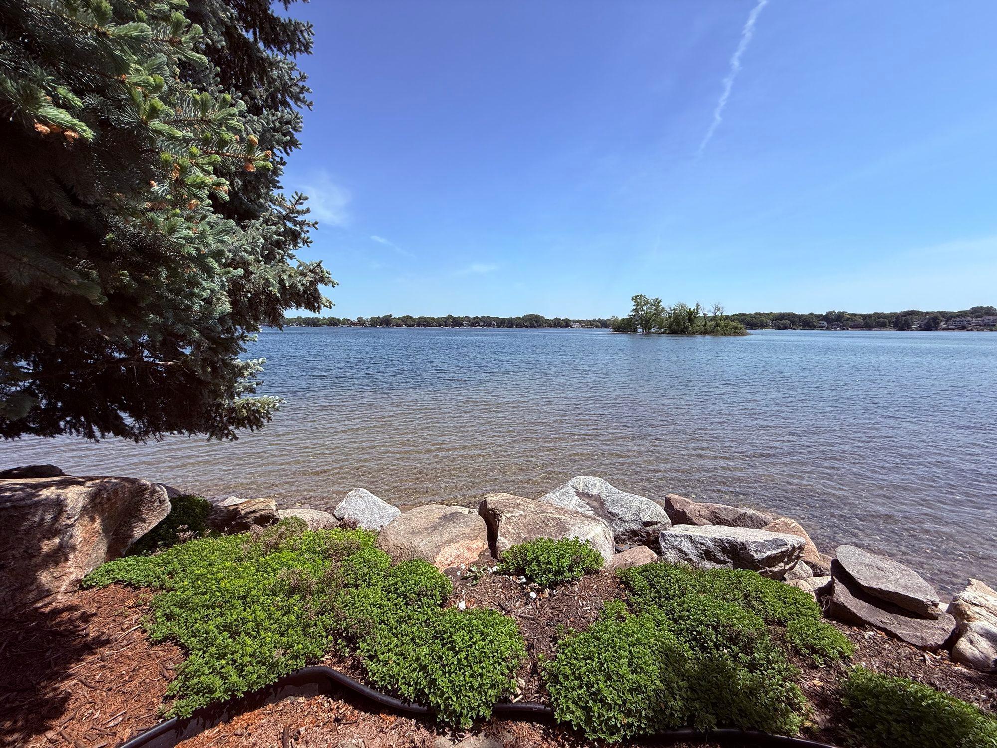 14484 Shady Beach Trail NE