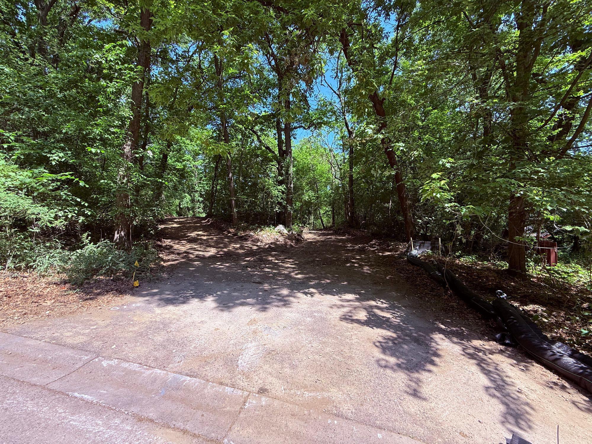 11800 Live Oak Dr