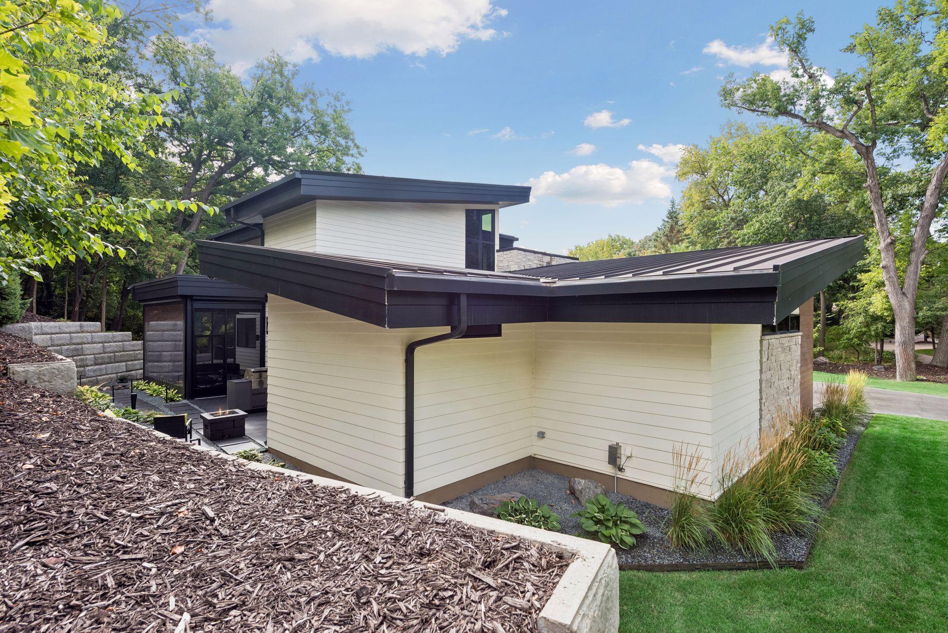 6701 Cheyenne Trail