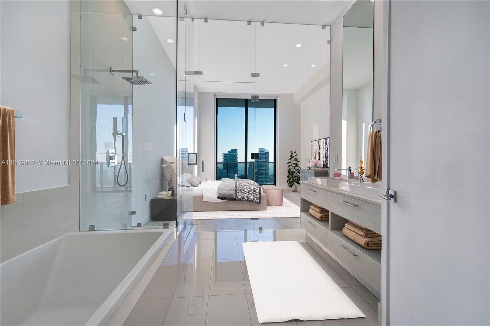 45 SW 9th St Unit: PH4806