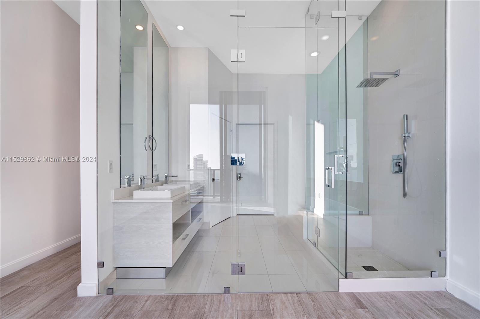45 SW 9th St Unit: PH4806