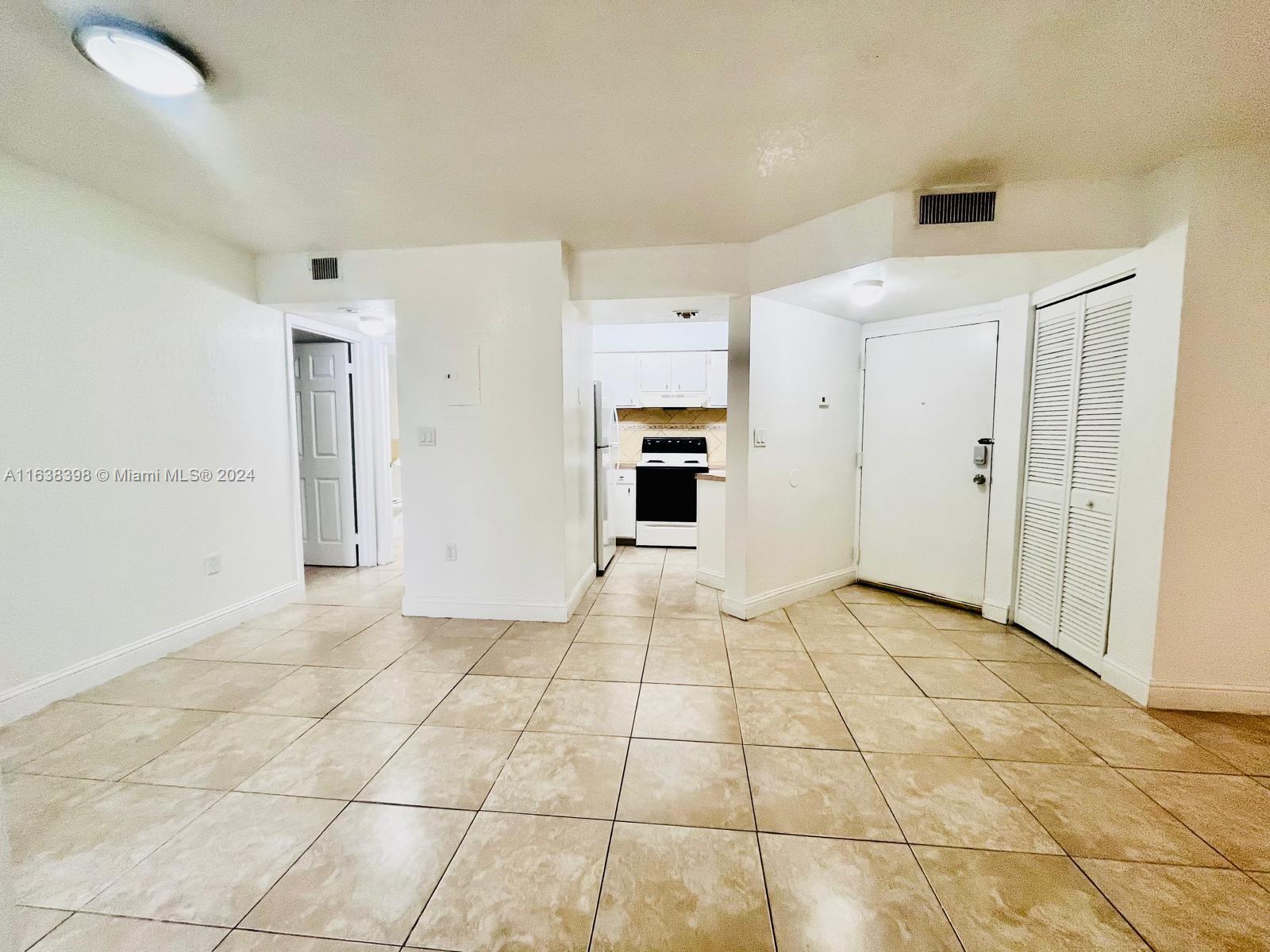 8205 SW 152nd Ave # 203 Unit: F-203