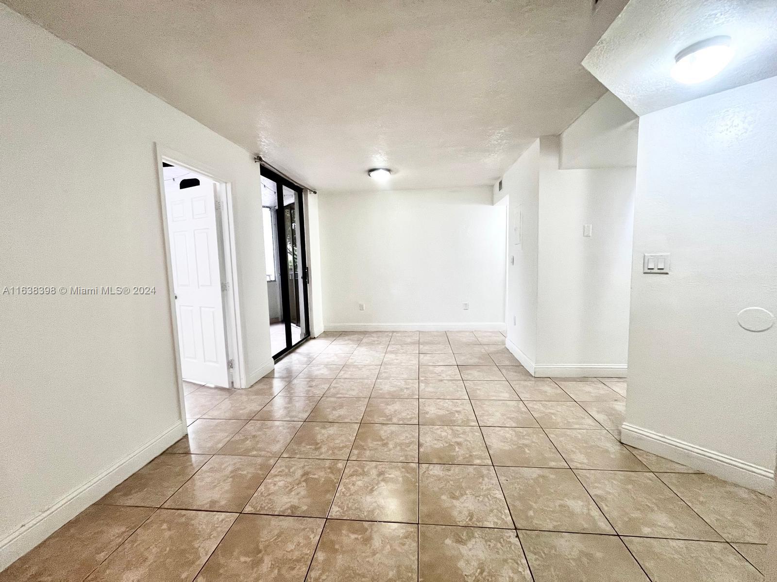 8205 SW 152nd Ave # 203 Unit: F-203