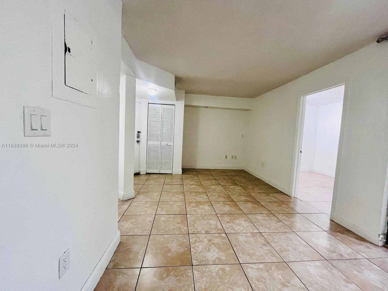 8205 SW 152nd Ave # 203 Unit: F-203