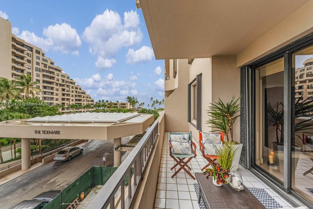 201 Crandon Blvd # 322